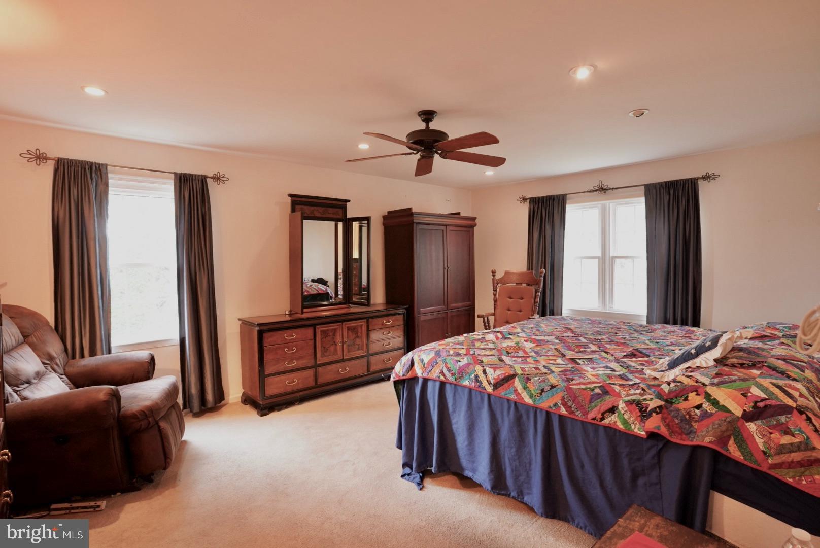 HIGH MEADOW - Residential