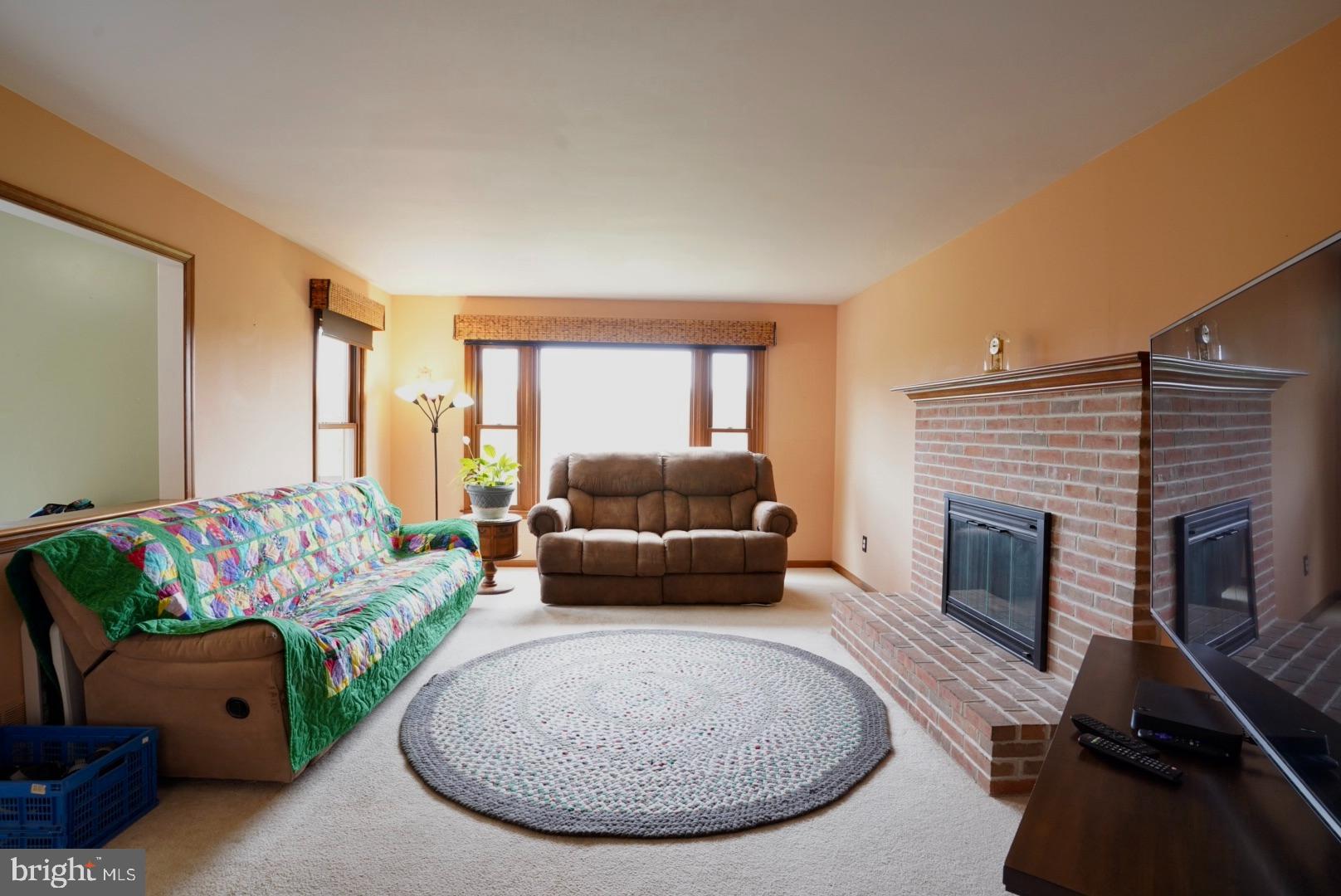 HIGH MEADOW - Residential