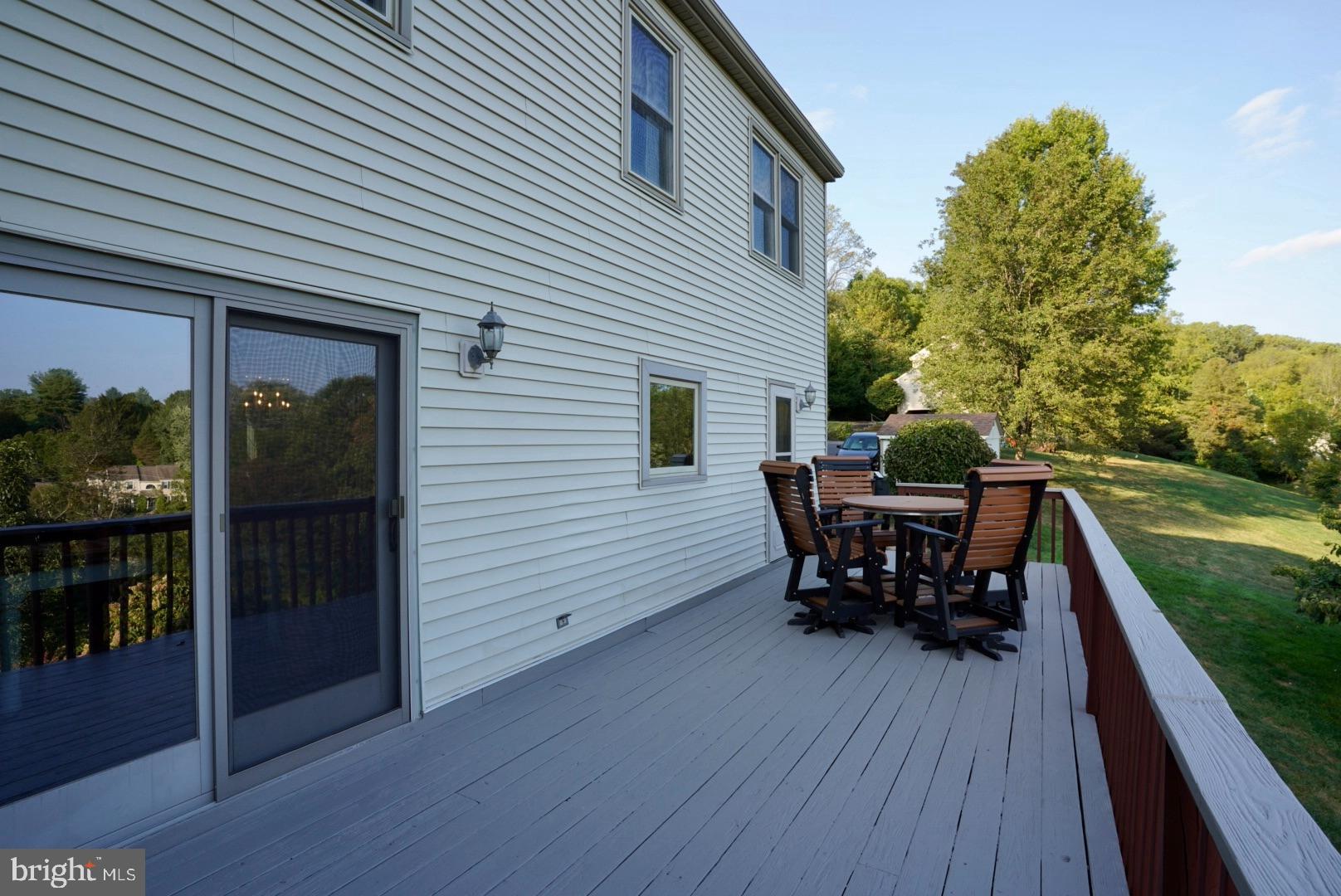 HIGH MEADOW - Residential