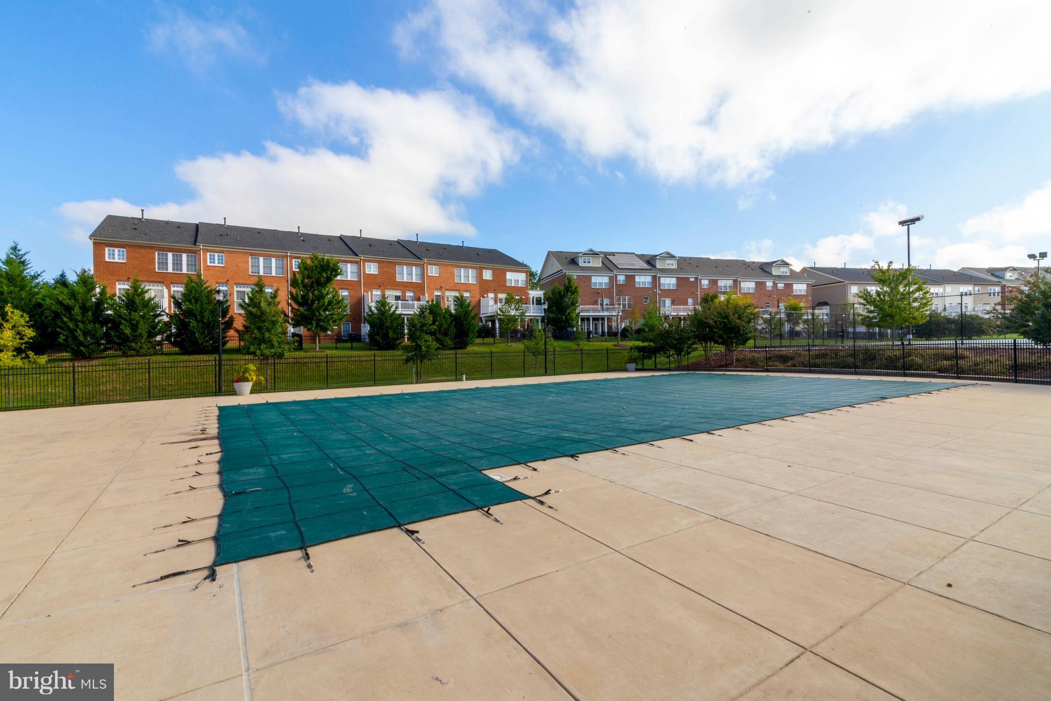 OAK CREEK CLUB GOLF COURSE - Residential