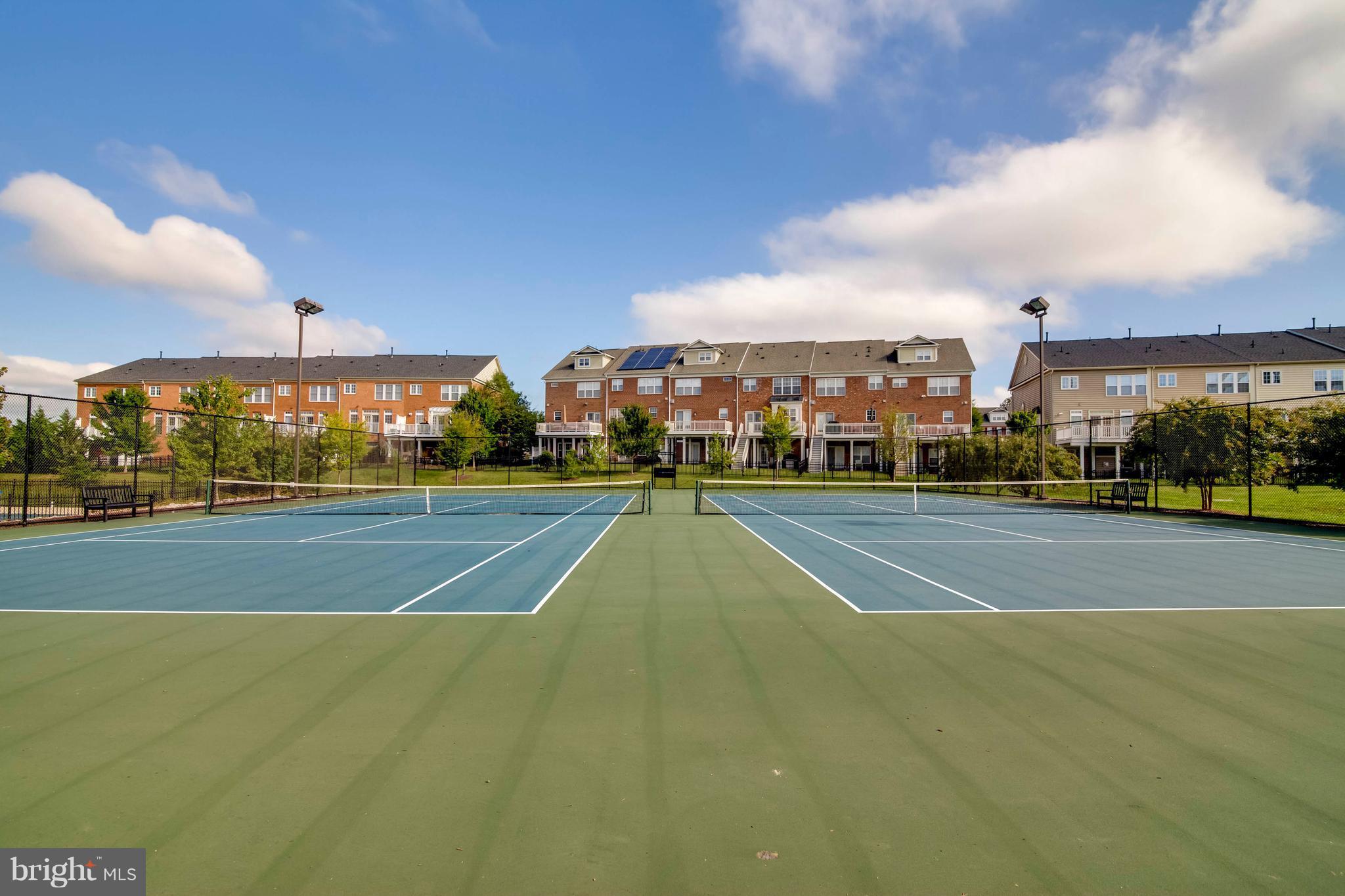 OAK CREEK CLUB GOLF COURSE - Residential