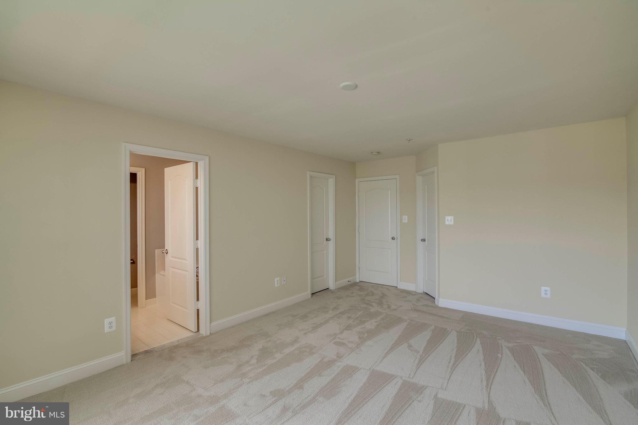 OAK CREEK CLUB GOLF COURSE - Residential