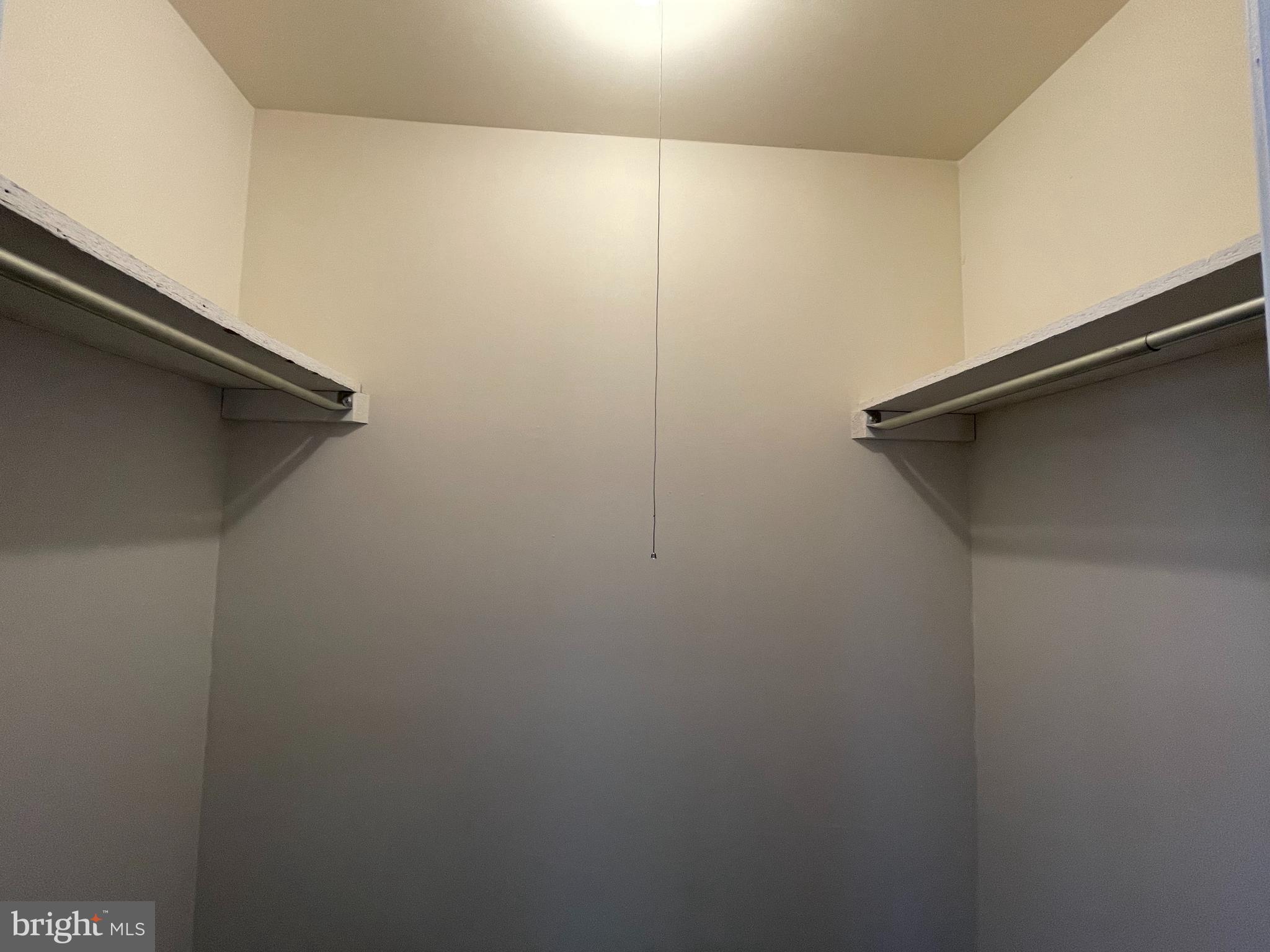 KINGSWOOD - Residential Lease