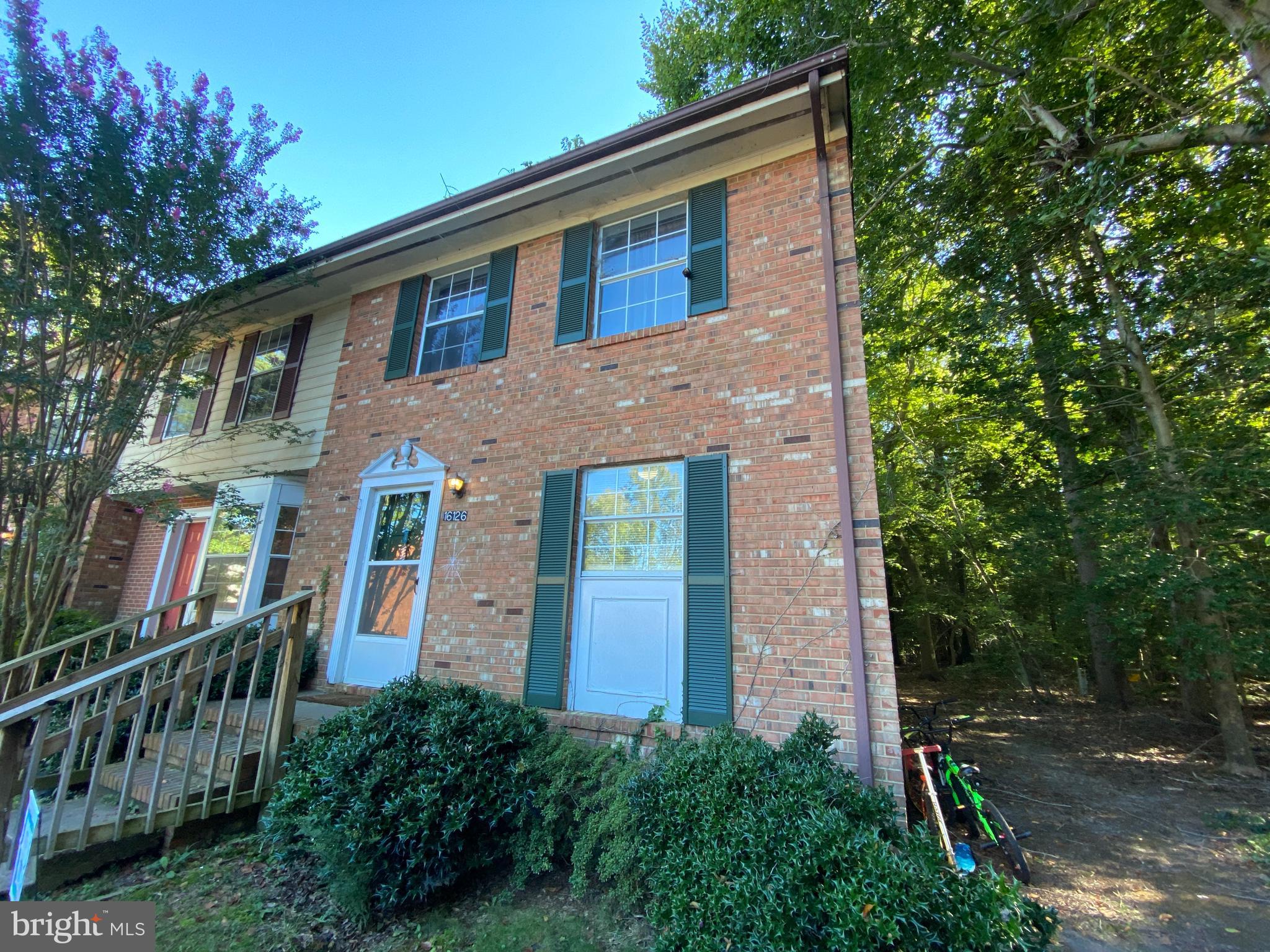 KINGSWOOD - Residential Lease