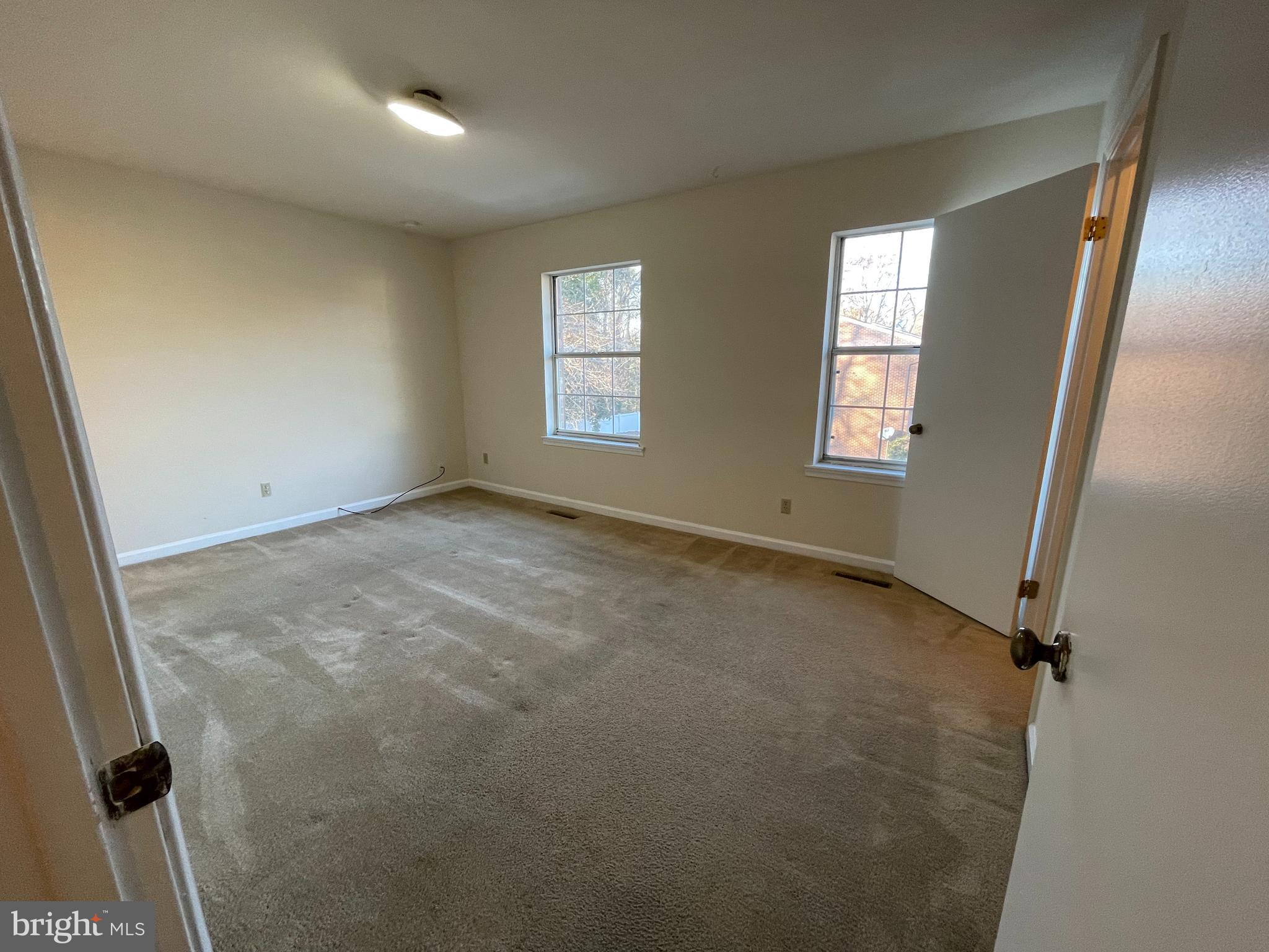 KINGSWOOD - Residential Lease