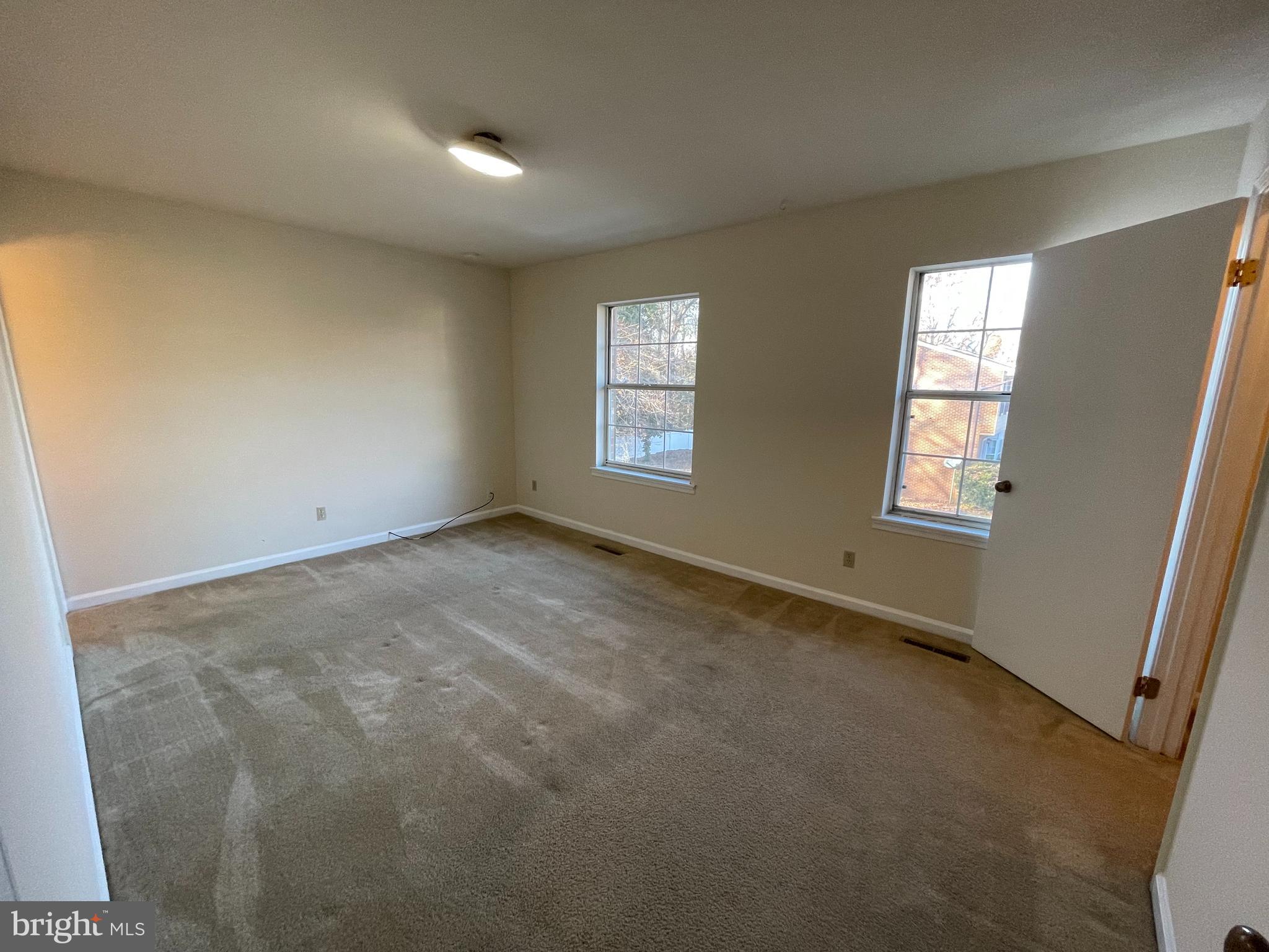 KINGSWOOD - Residential Lease