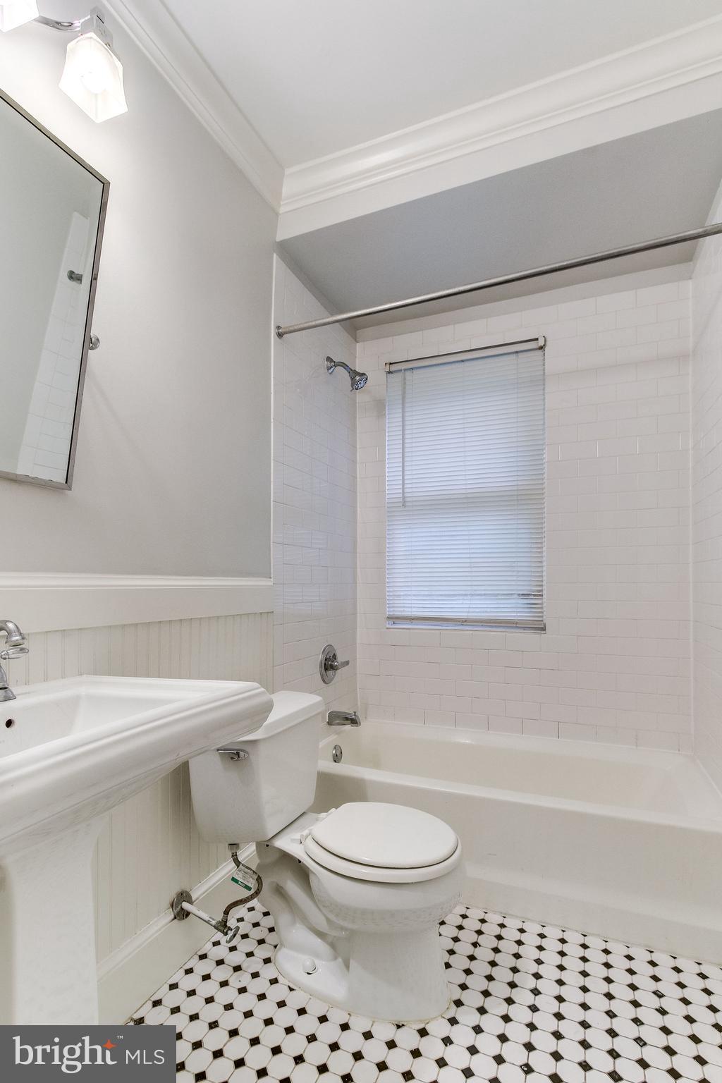 BEARINGS SOUTH - Residential Lease