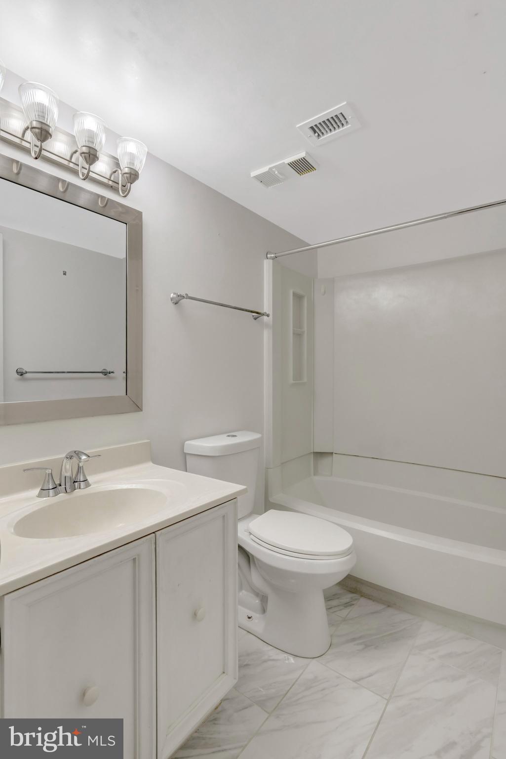 BURKE COVE - Residential