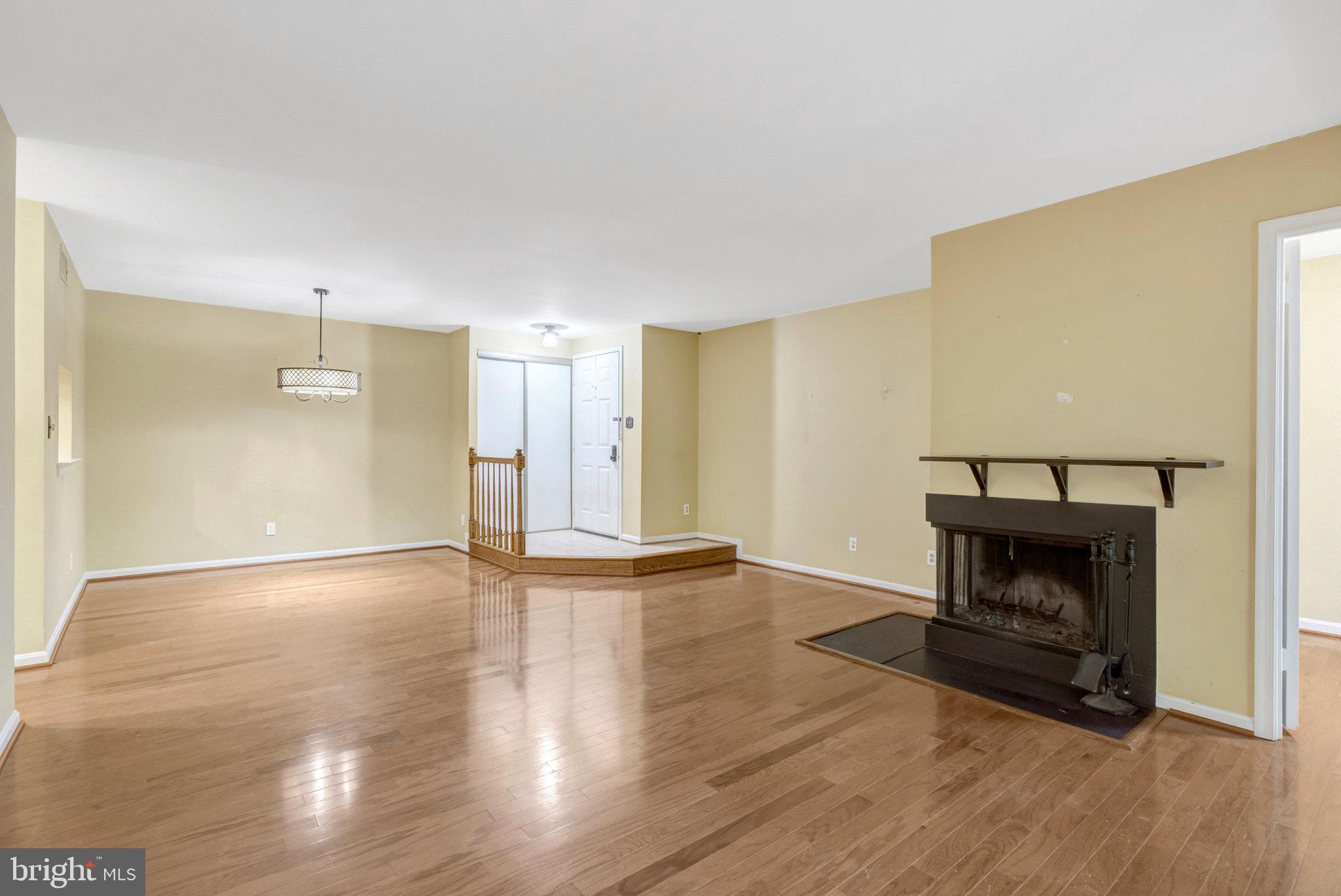5942 COVE LANDING ROAD 303
