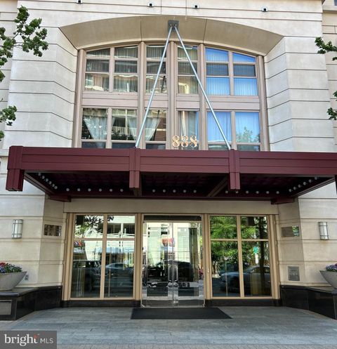 888 N QUINCY STREET 1703 ARLINGTON VA 22203