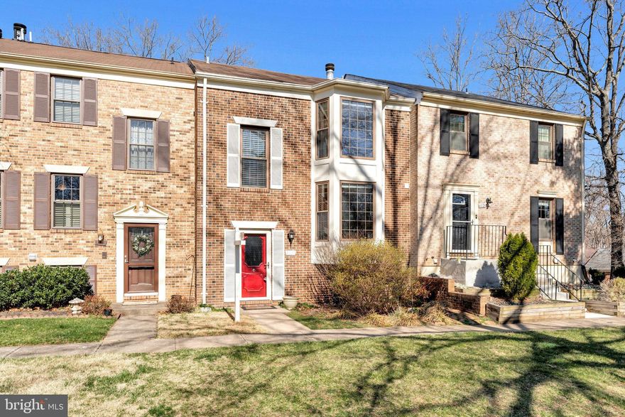 **OPEN HOUSE IS CANCELED - SELLERS ACCEPTED AN OFFER**  Spacious townhome in popular and convenient Cardinal Glen with fresh paint and new carpet! The main level features hardwood floors and an updated gourmet kitchen. The upper level has 3 generously sized bedrooms and updated bathrooms. The lower level boasts a large rec room and walk-out to the deck. A private bonus room finishes off the lower level. GREAT LOCATION! Minutes to major commuter routes and VRE. Close to several shopping and restaurant options. Lake Braddock Pyramid. 2 assigned parking spots.
