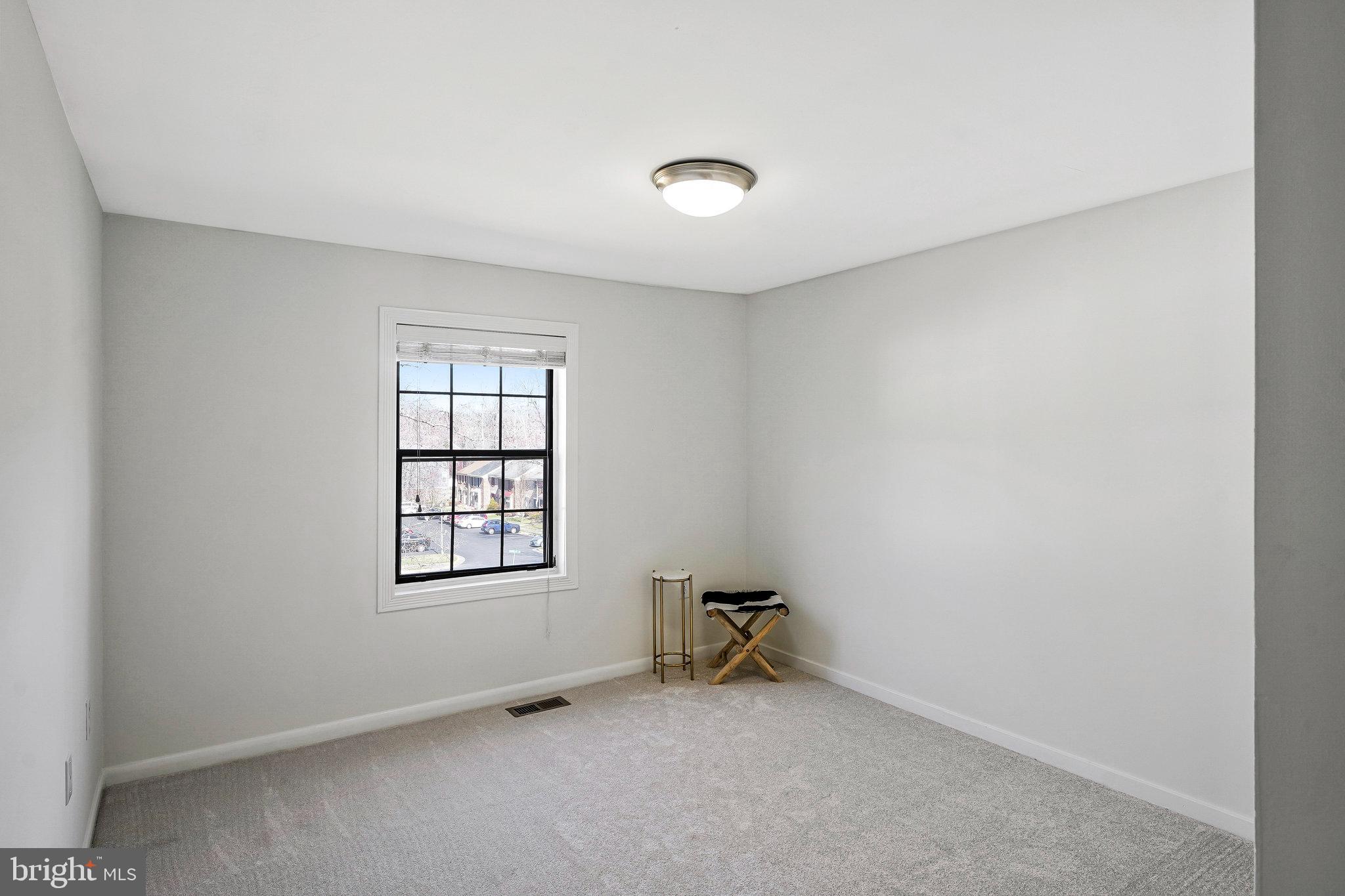 CARDINAL GLEN - Residential