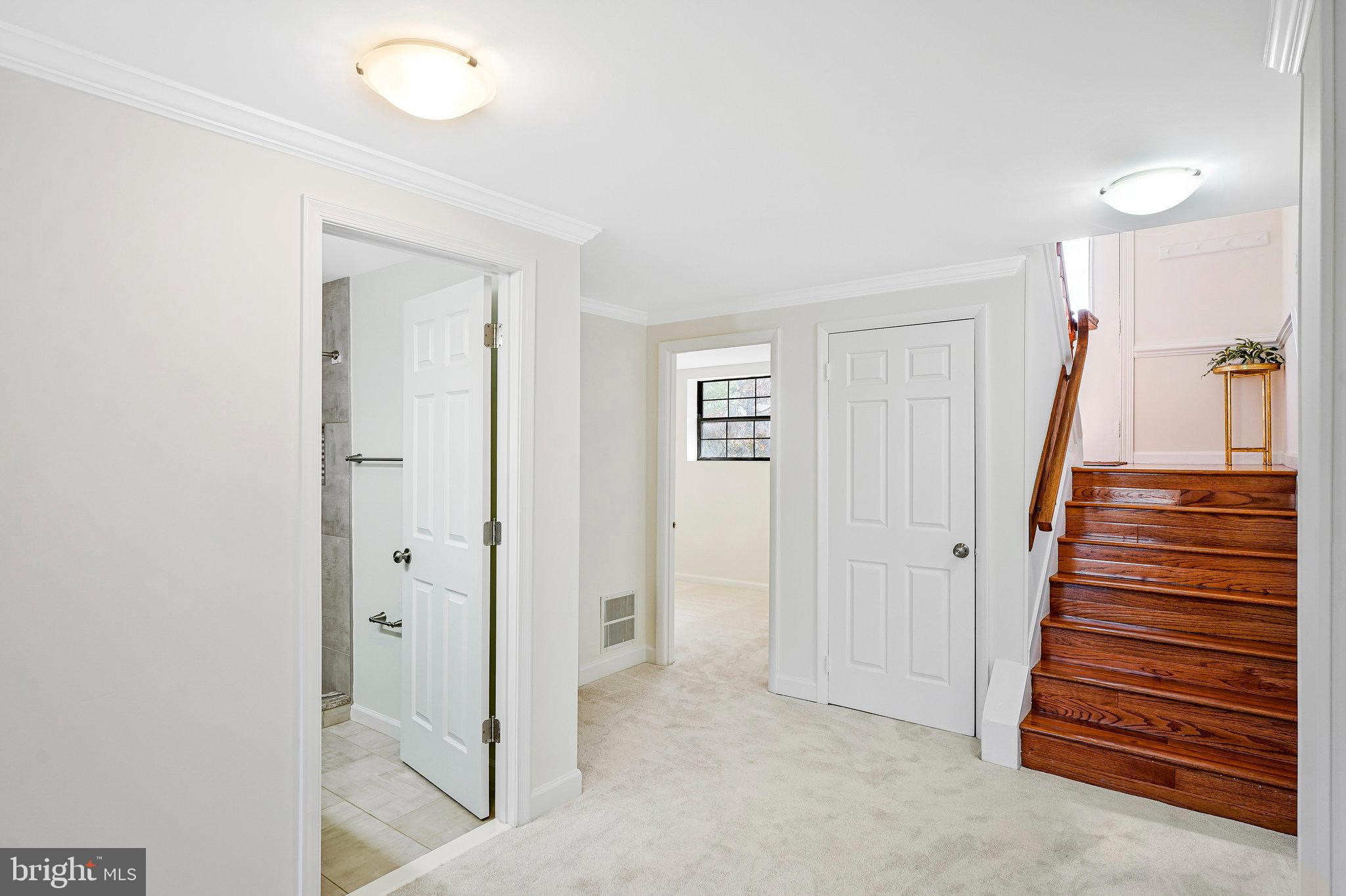 CARDINAL GLEN - Residential