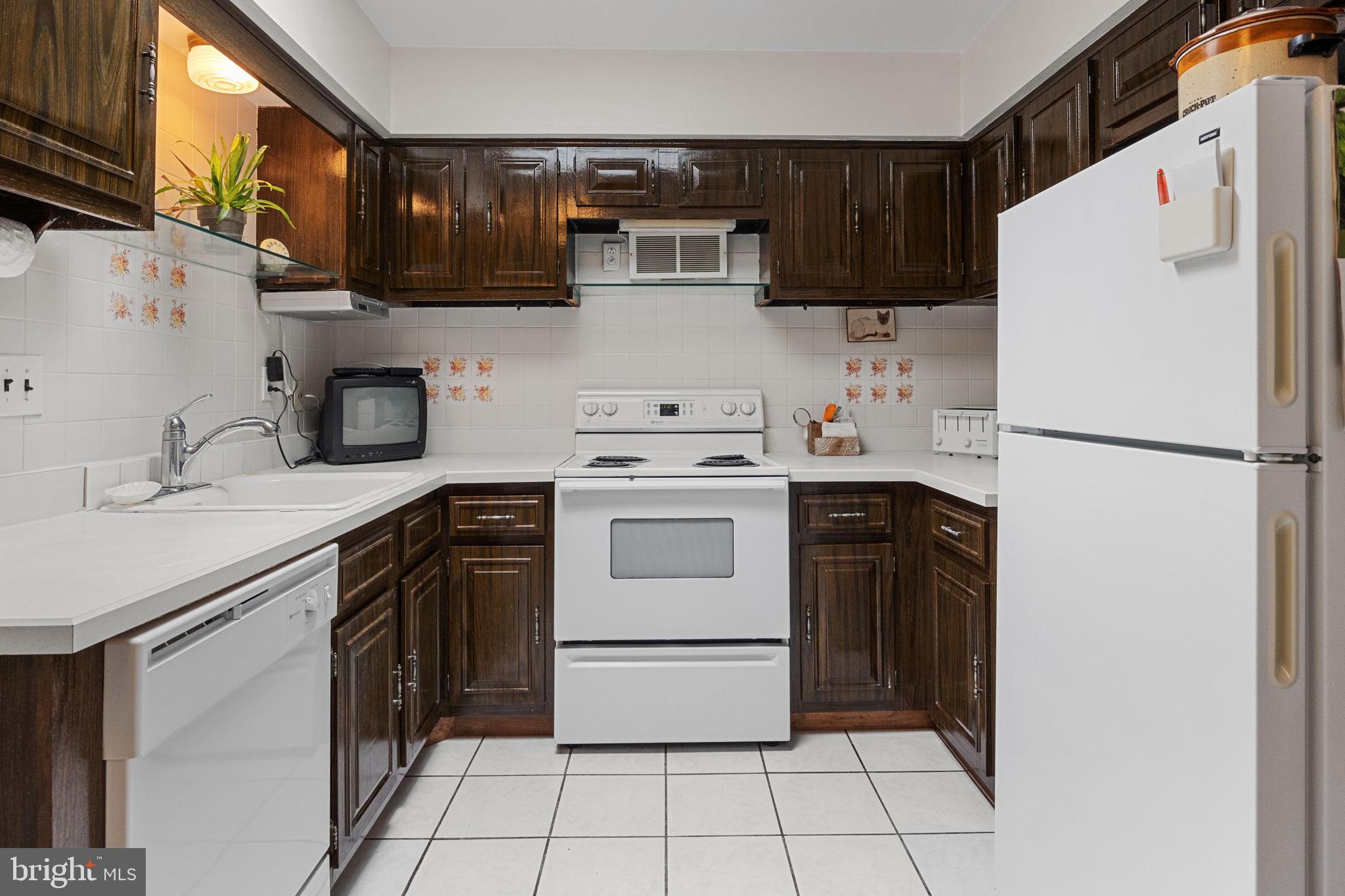 NESHAMINY VALLEY - Residential