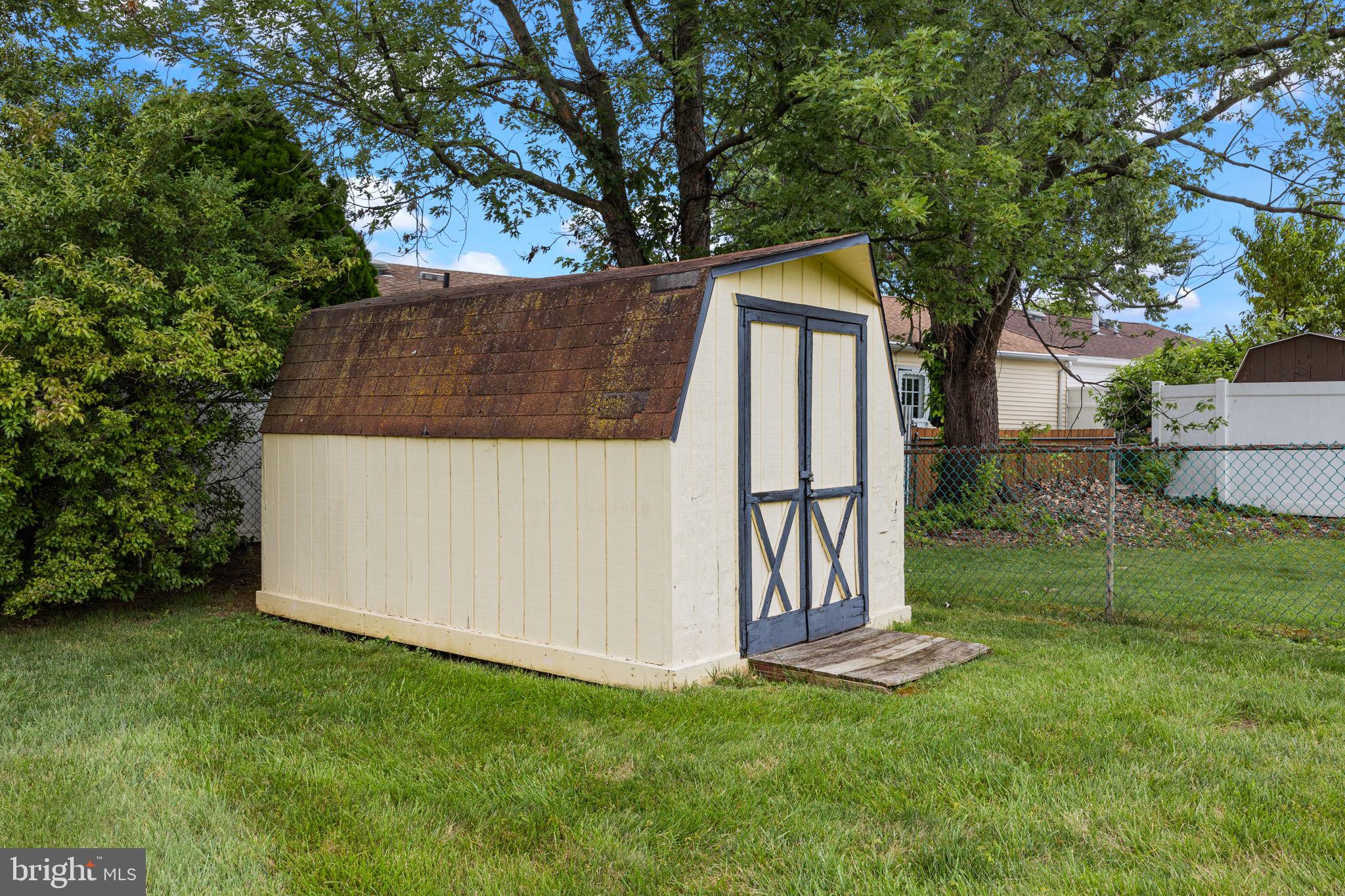 NESHAMINY VALLEY - Residential