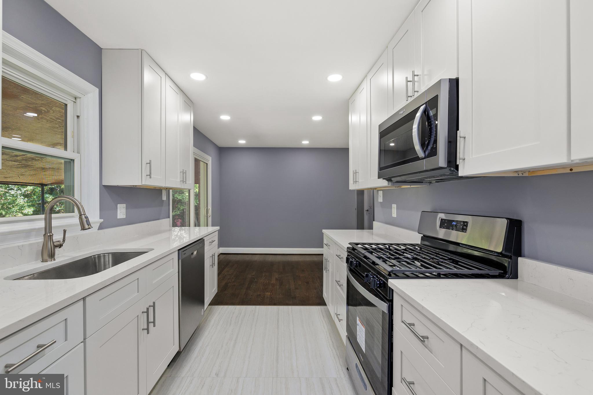 TEMPLE TERRACE - Residential