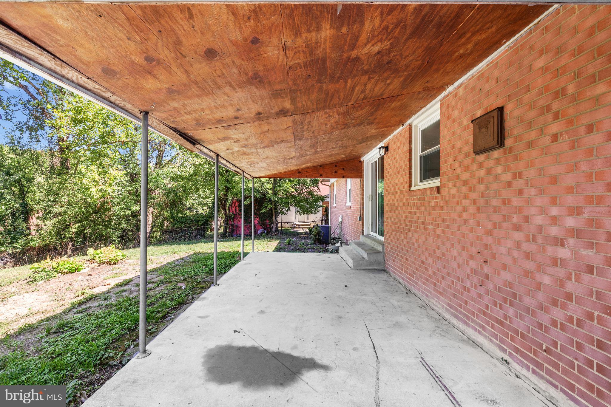 TEMPLE TERRACE - Residential