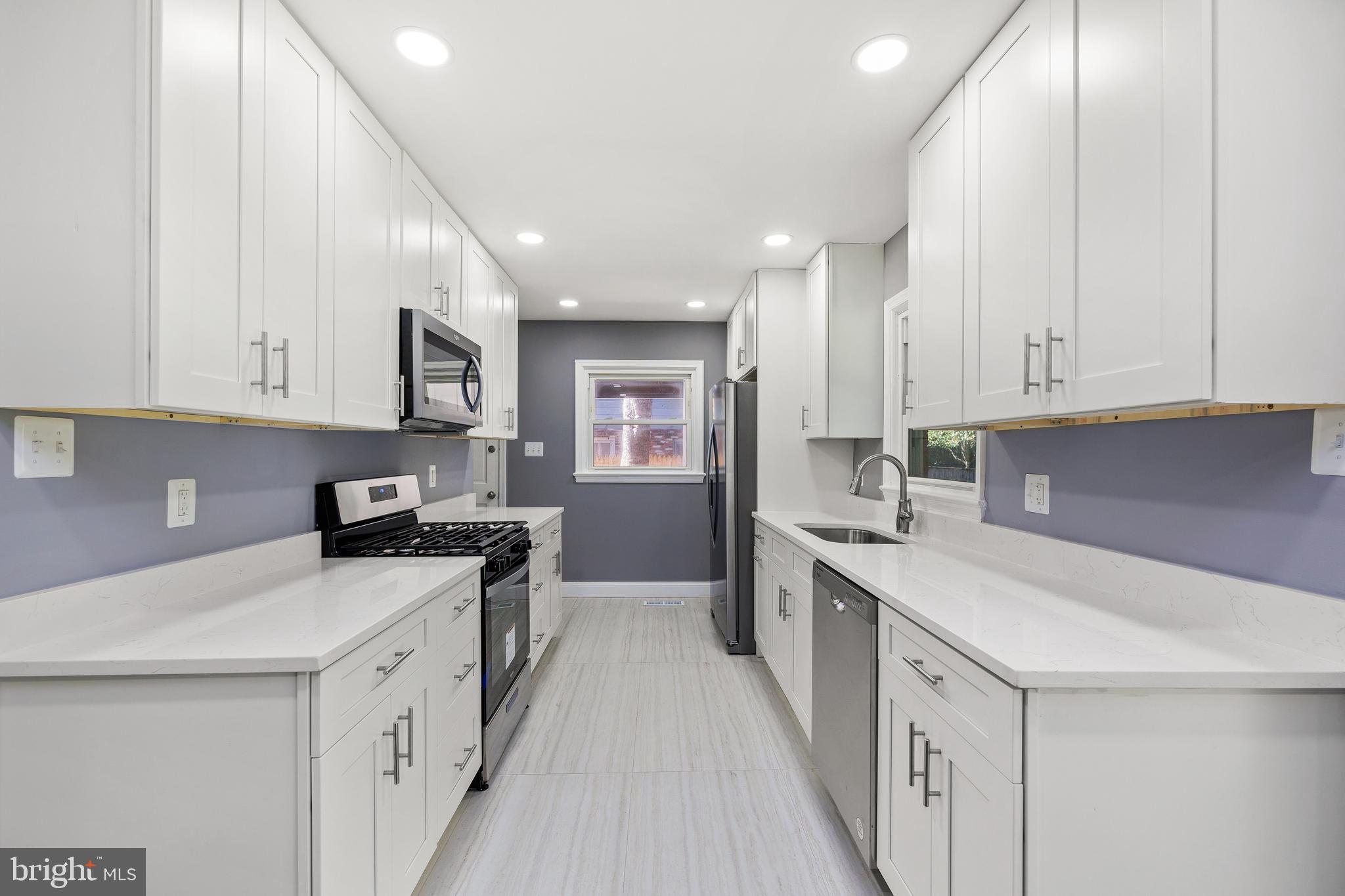 TEMPLE TERRACE - Residential