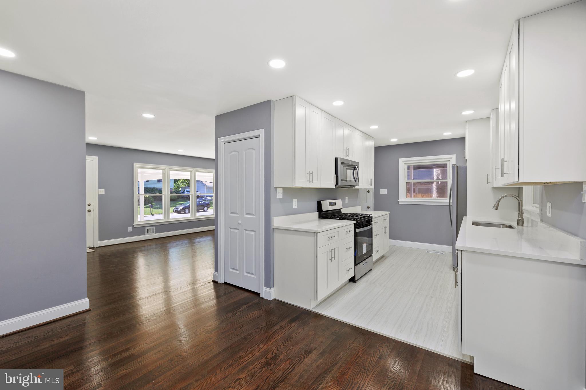 TEMPLE TERRACE - Residential