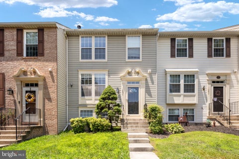 Photo of 12894 Effingham Court, WOODBRIDGE, VA 22192 (MLS # VAPW2123260)