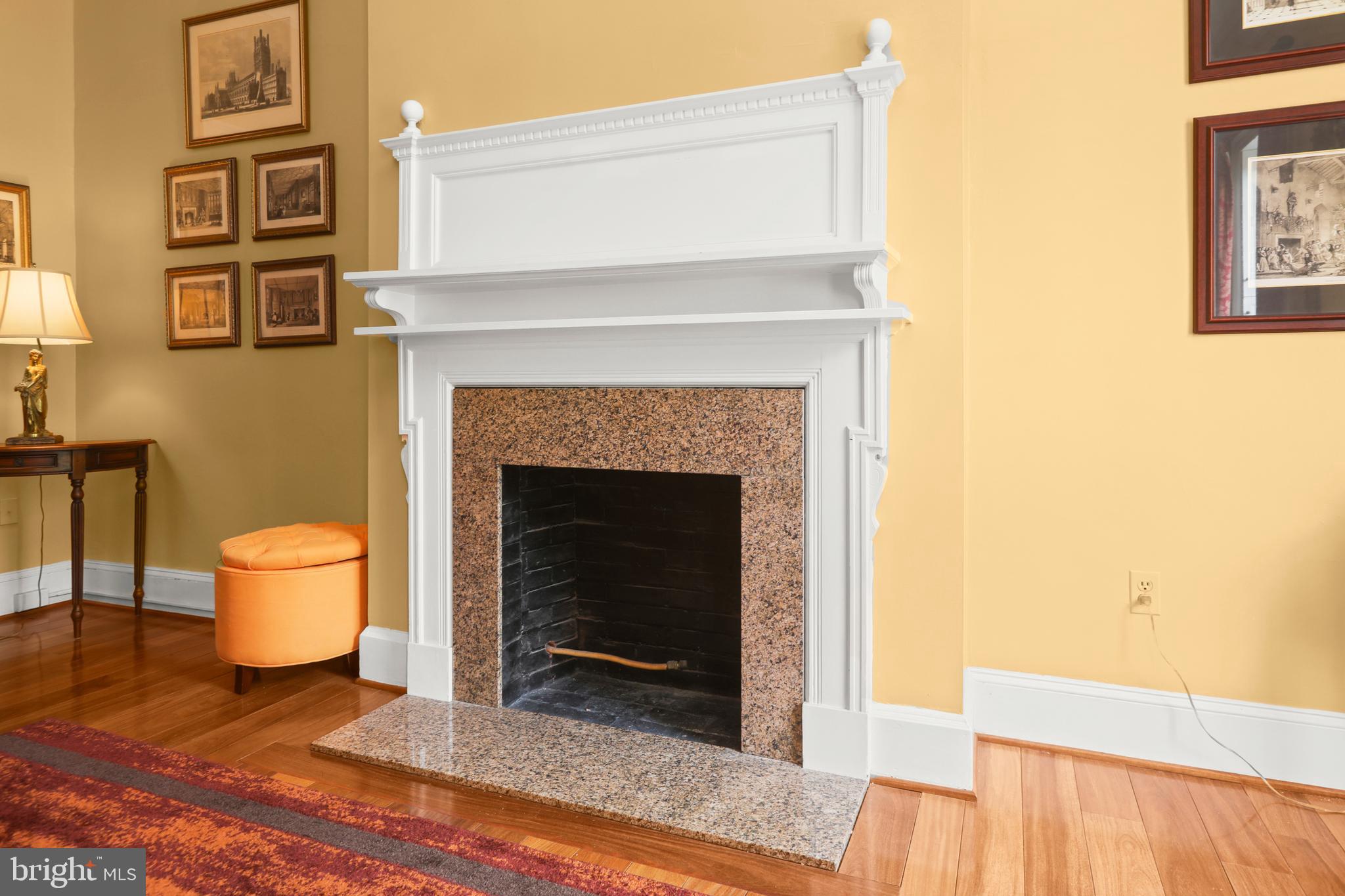 MOUNT VERNON PLACE HISTORIC DISTRICT - Residential Lease