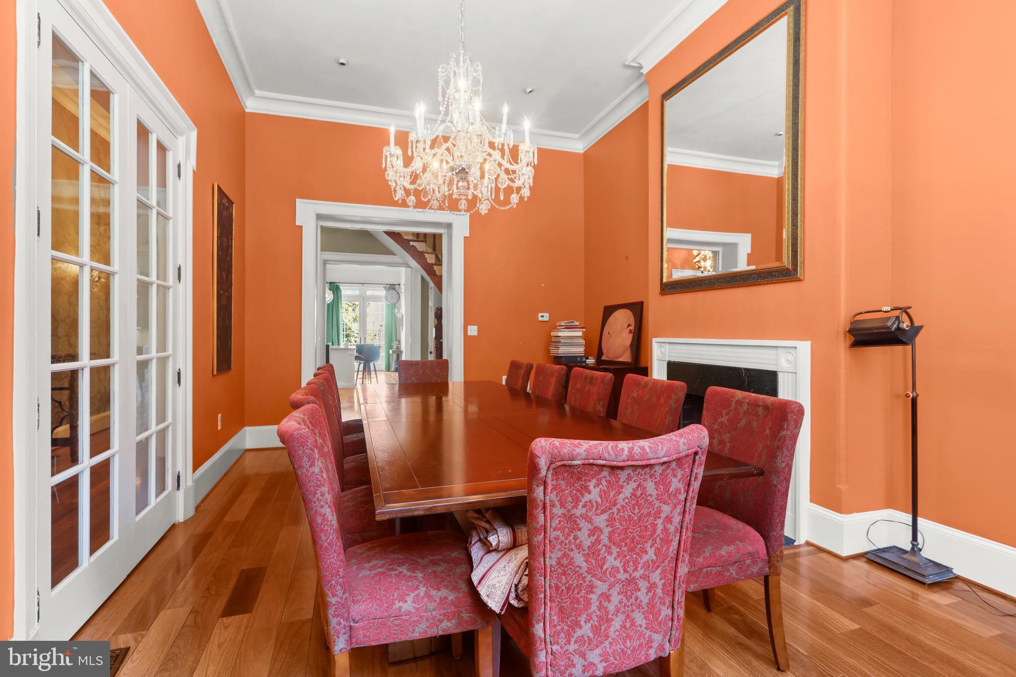 MOUNT VERNON PLACE HISTORIC DISTRICT - Residential Lease