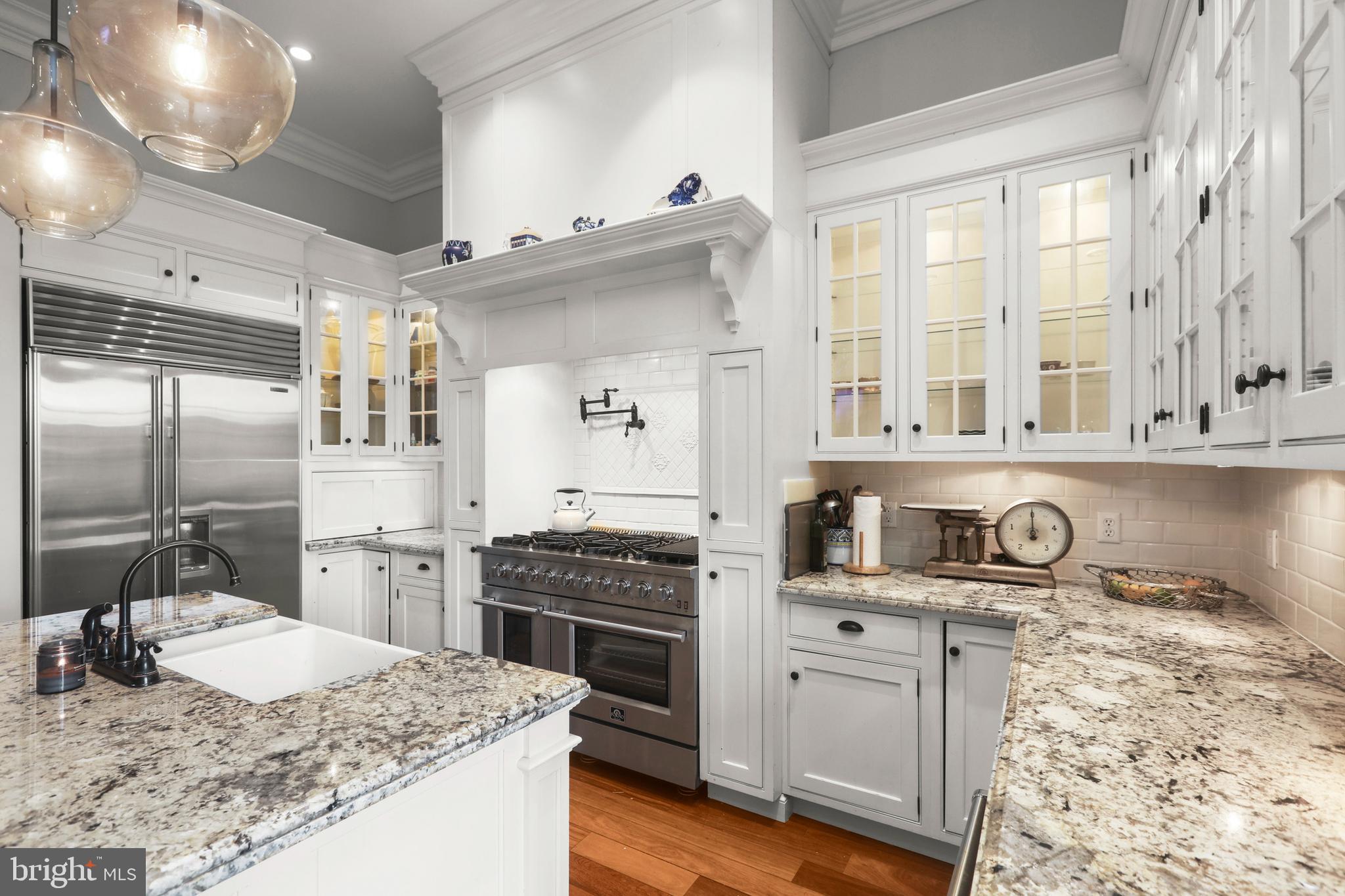 MOUNT VERNON PLACE HISTORIC DISTRICT - Residential Lease