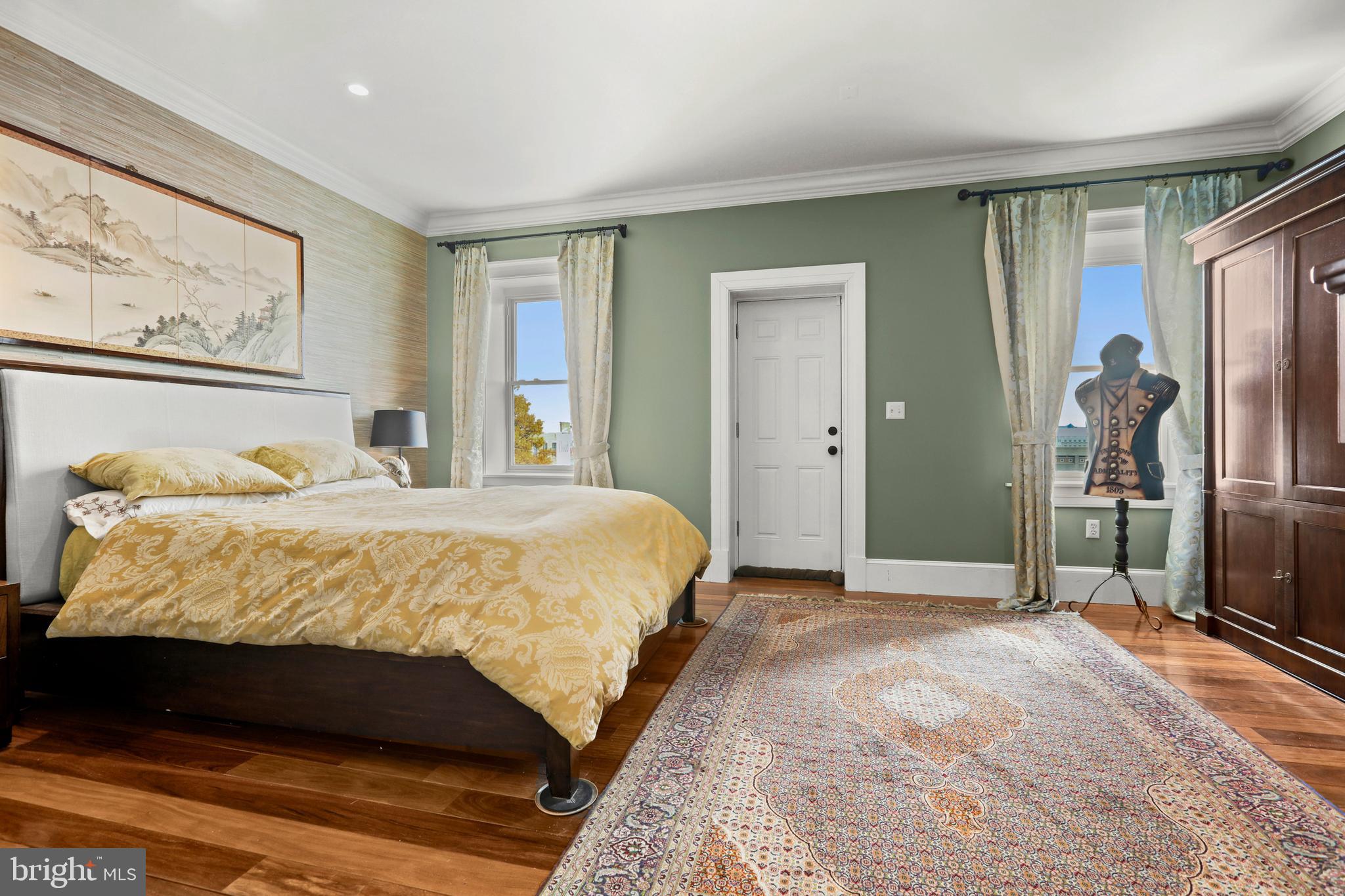 MOUNT VERNON PLACE HISTORIC DISTRICT - Residential Lease