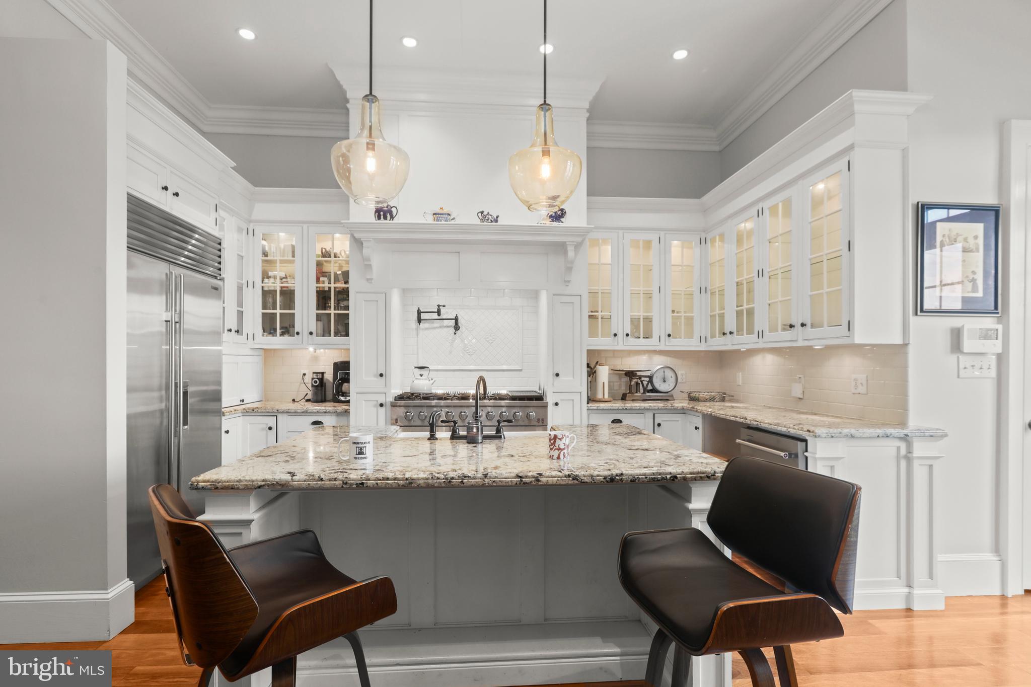 MOUNT VERNON PLACE HISTORIC DISTRICT - Residential Lease