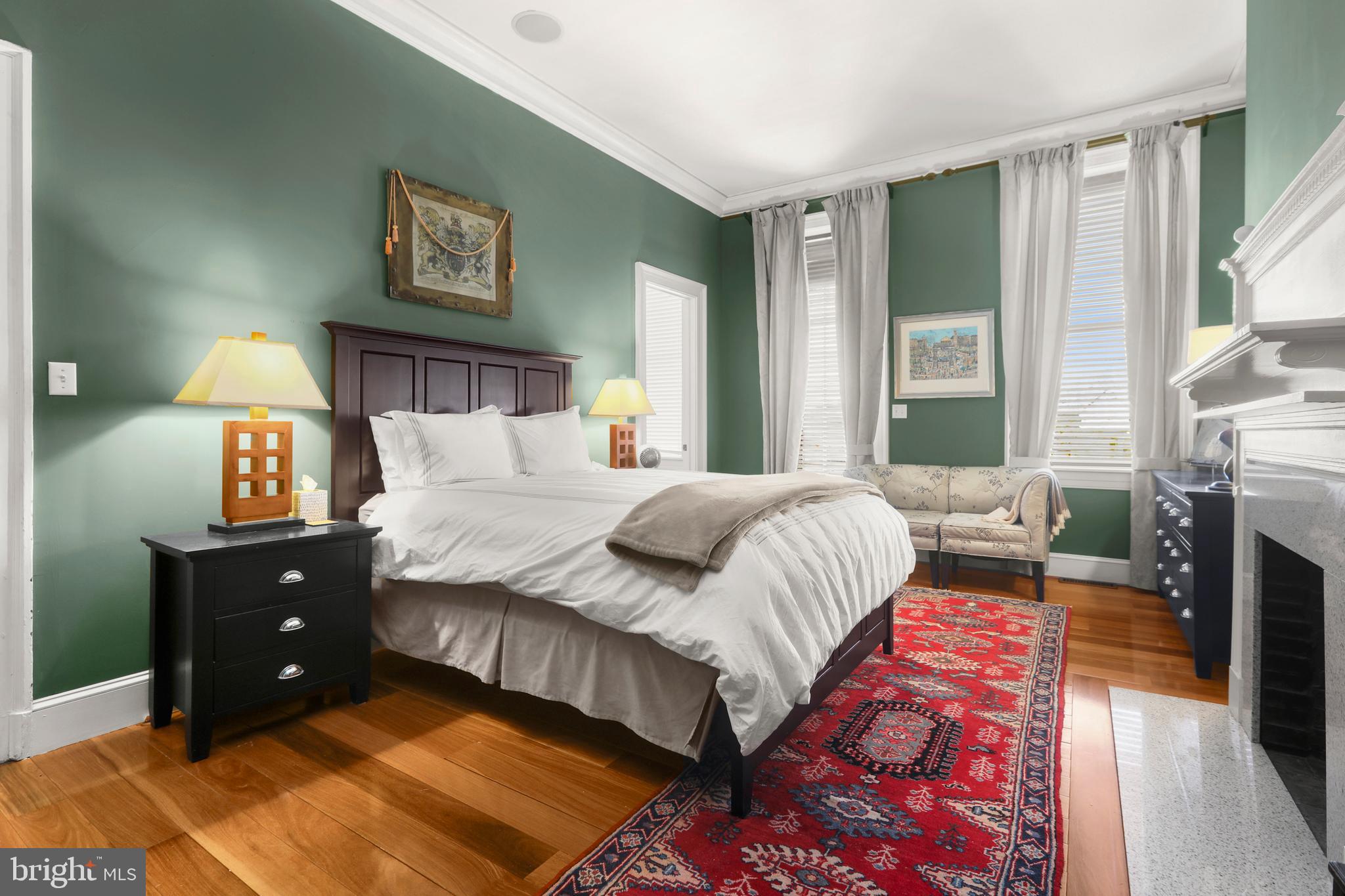 MOUNT VERNON PLACE HISTORIC DISTRICT - Residential Lease