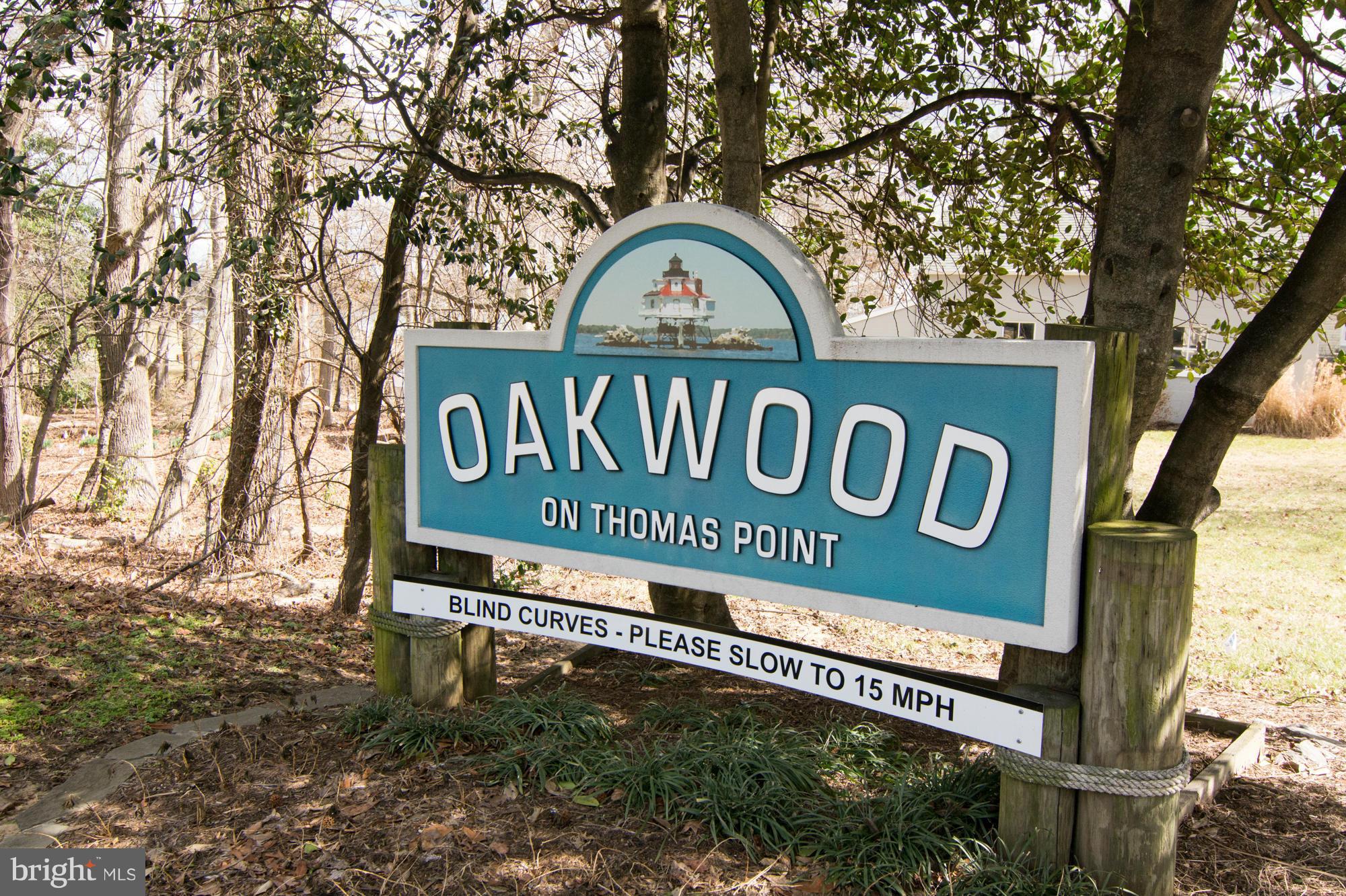 OAKWOOD - Land