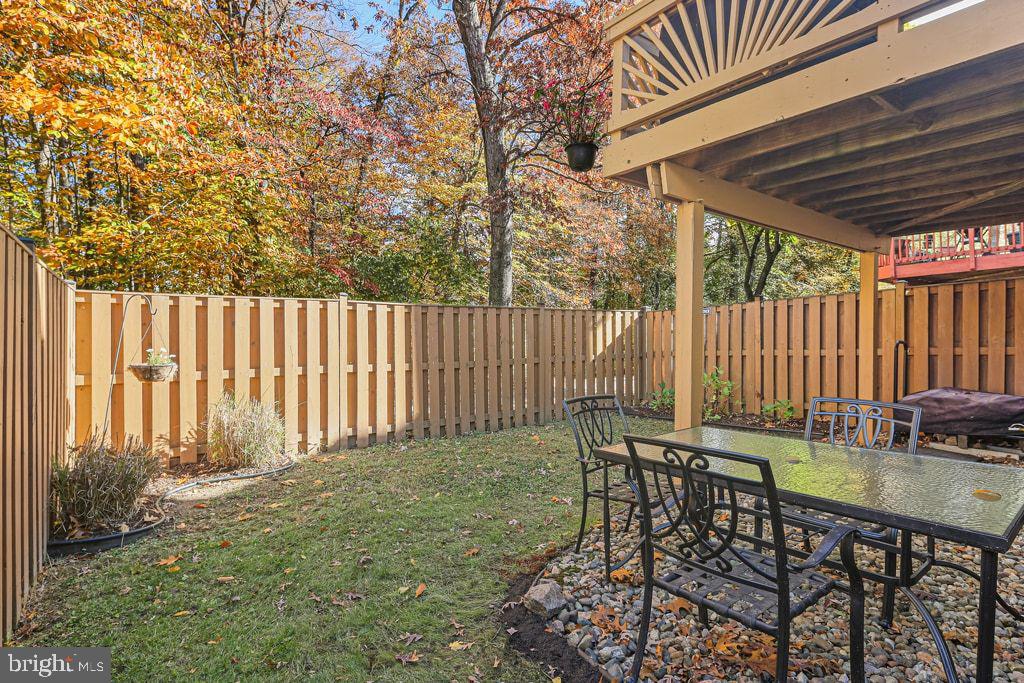 VILLAGE OF HICKORY RIDGE - Residential