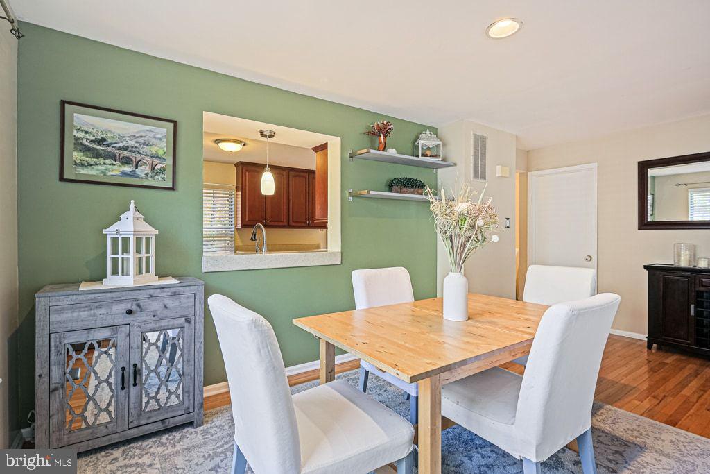 VILLAGE OF HICKORY RIDGE - Residential