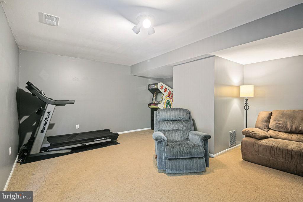 VILLAGE OF HICKORY RIDGE - Residential