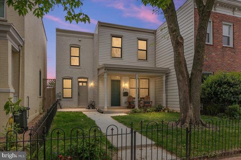 1007 I STREET SE WASHINGTON DC 20003