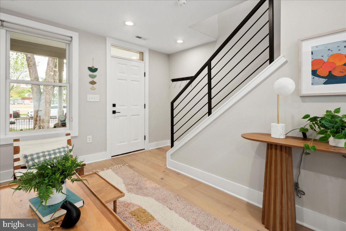 1007 I STREET SE