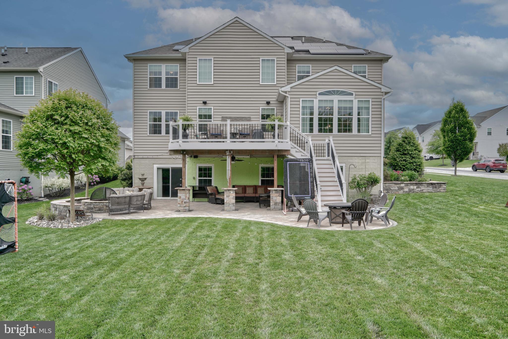 KELLY GLEN - Residential