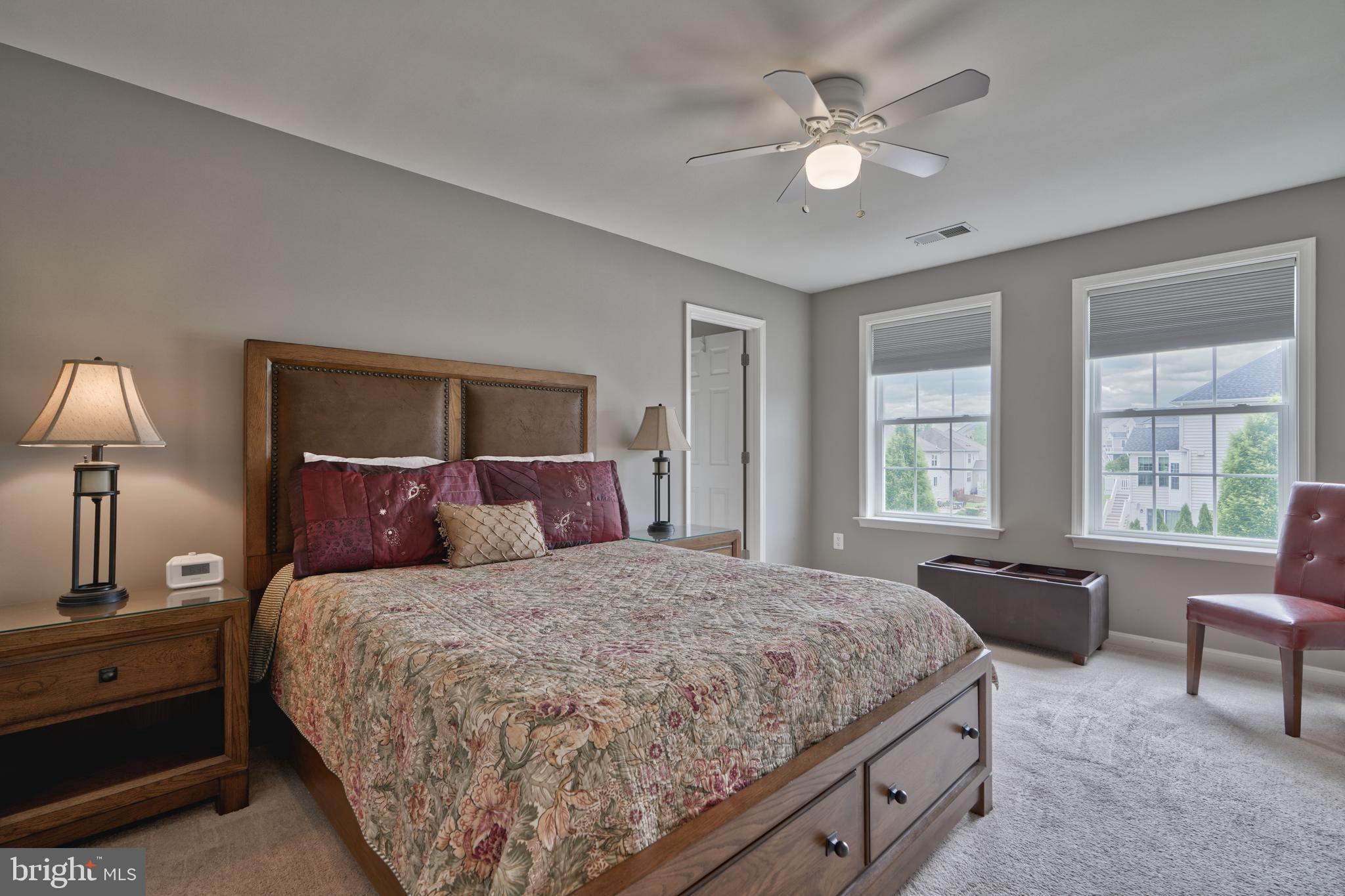 KELLY GLEN - Residential