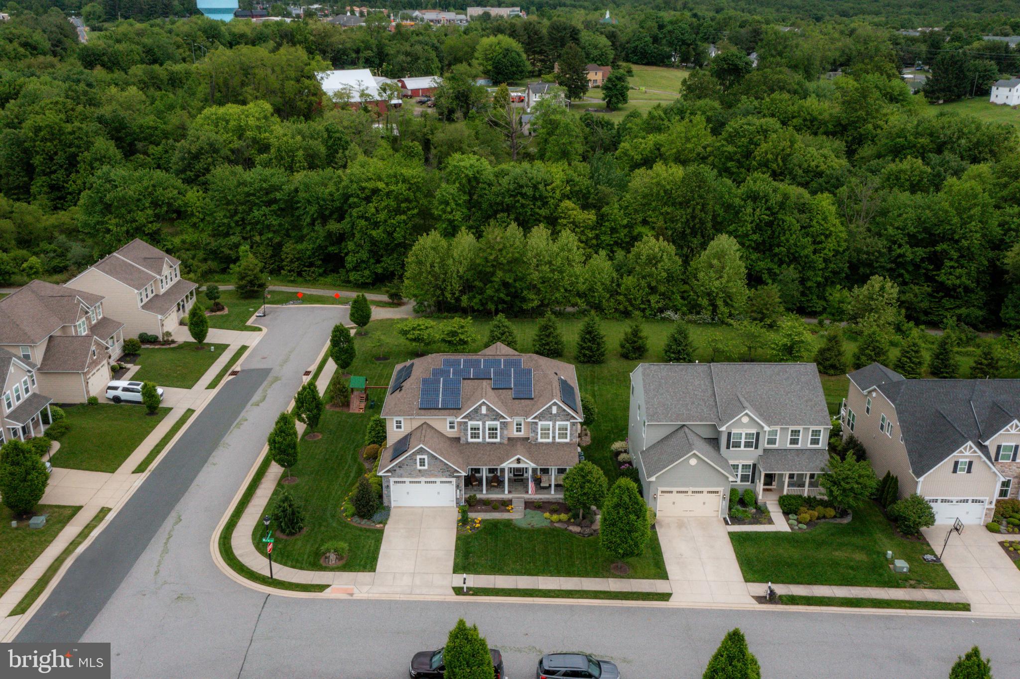 KELLY GLEN - Residential