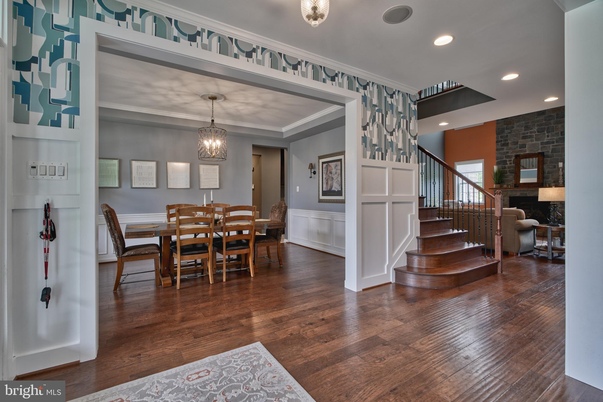 KELLY GLEN - Residential