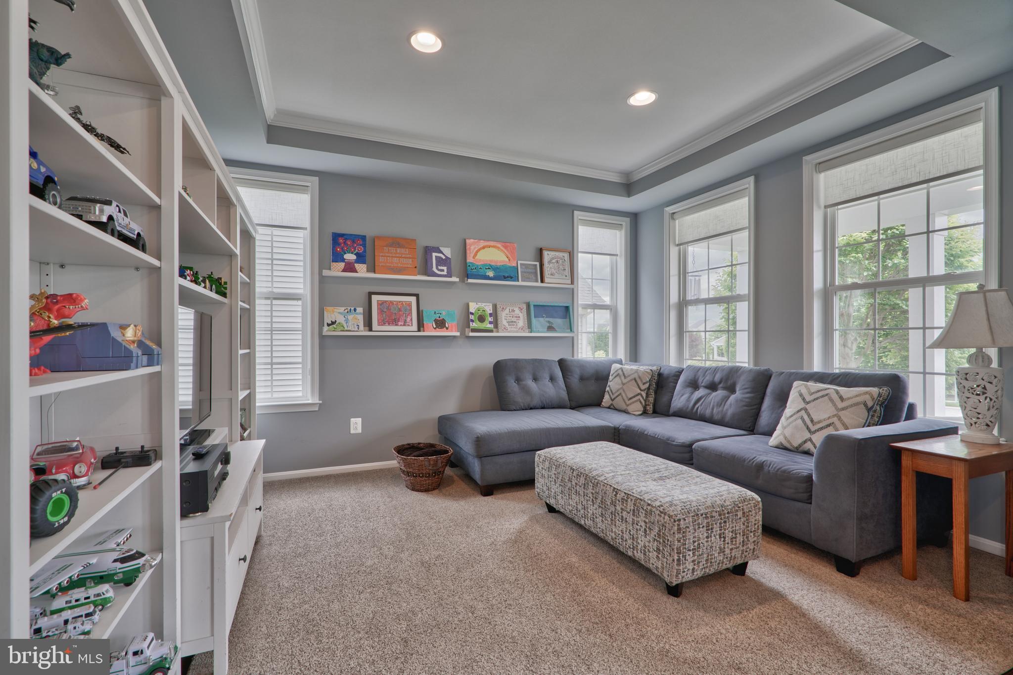 KELLY GLEN - Residential