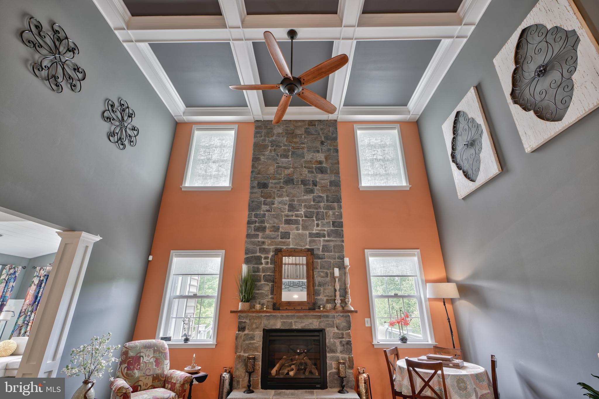 KELLY GLEN - Residential