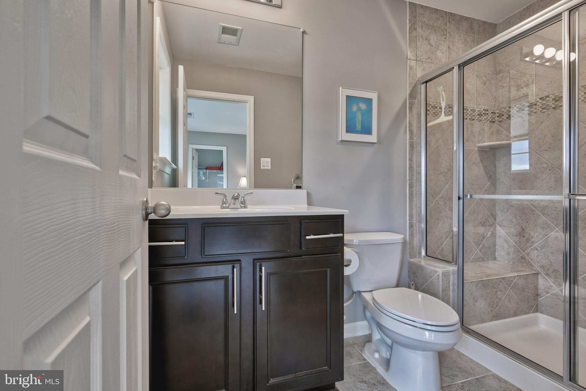 KELLY GLEN - Residential