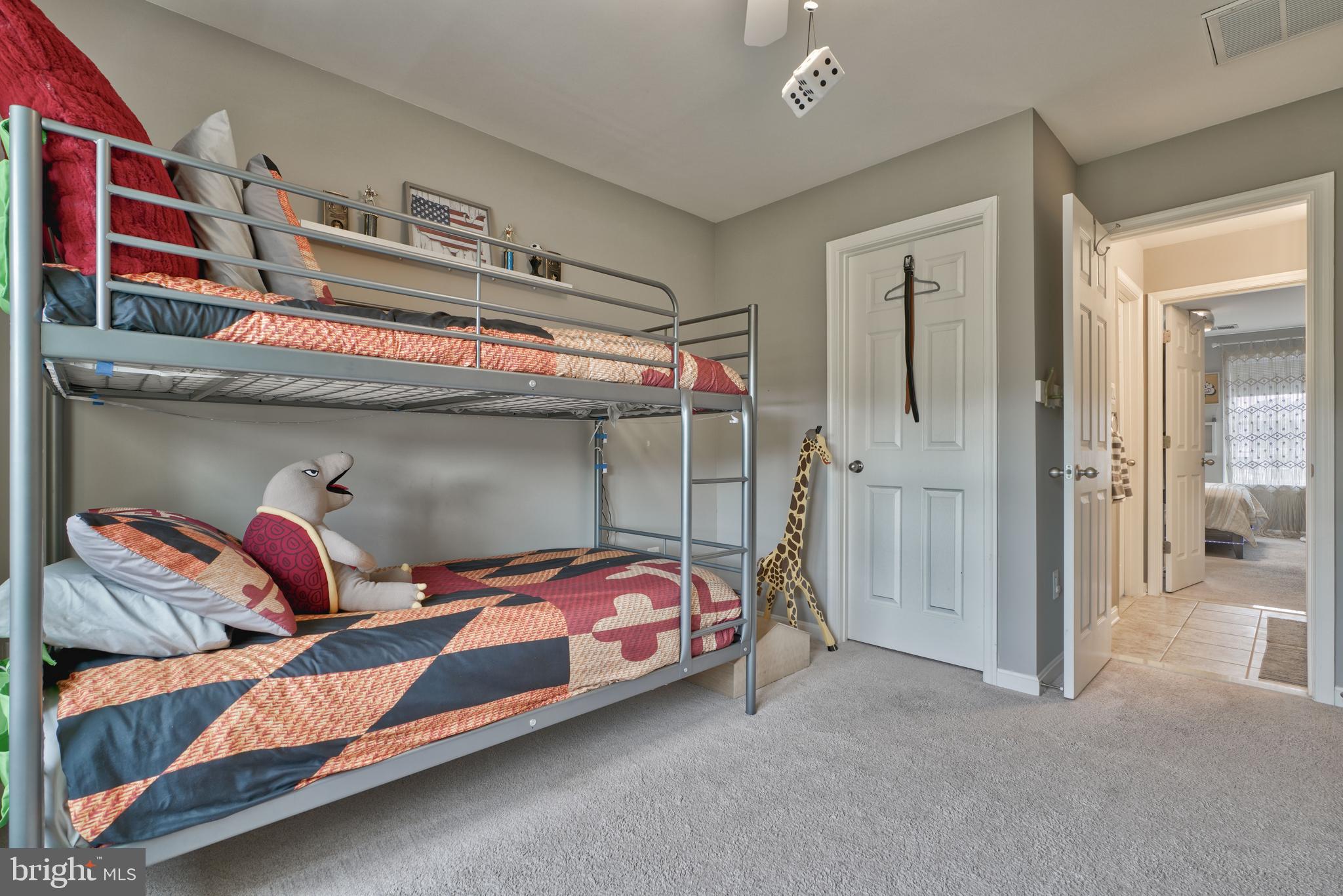 KELLY GLEN - Residential