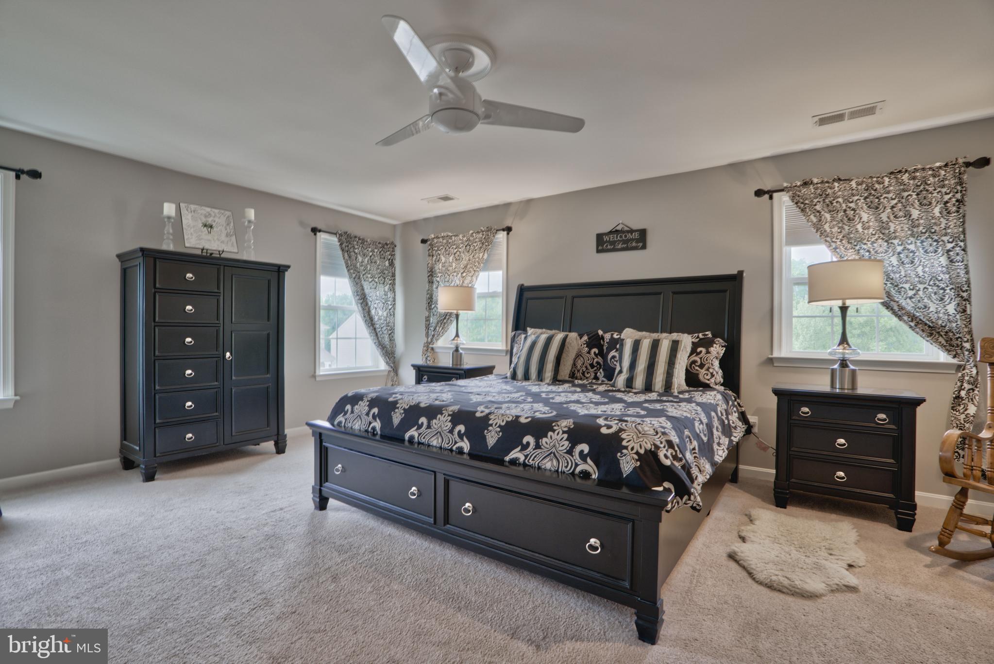 KELLY GLEN - Residential