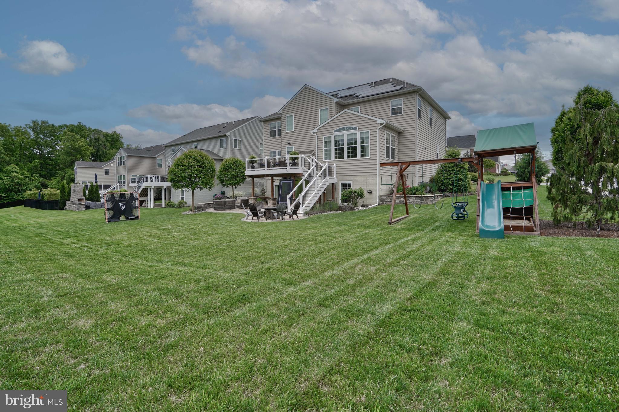 KELLY GLEN - Residential