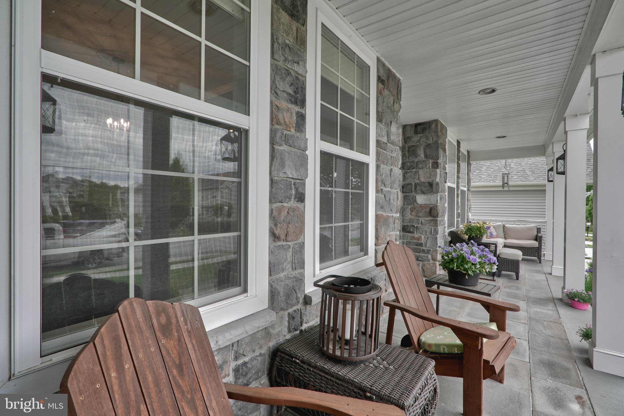 KELLY GLEN - Residential