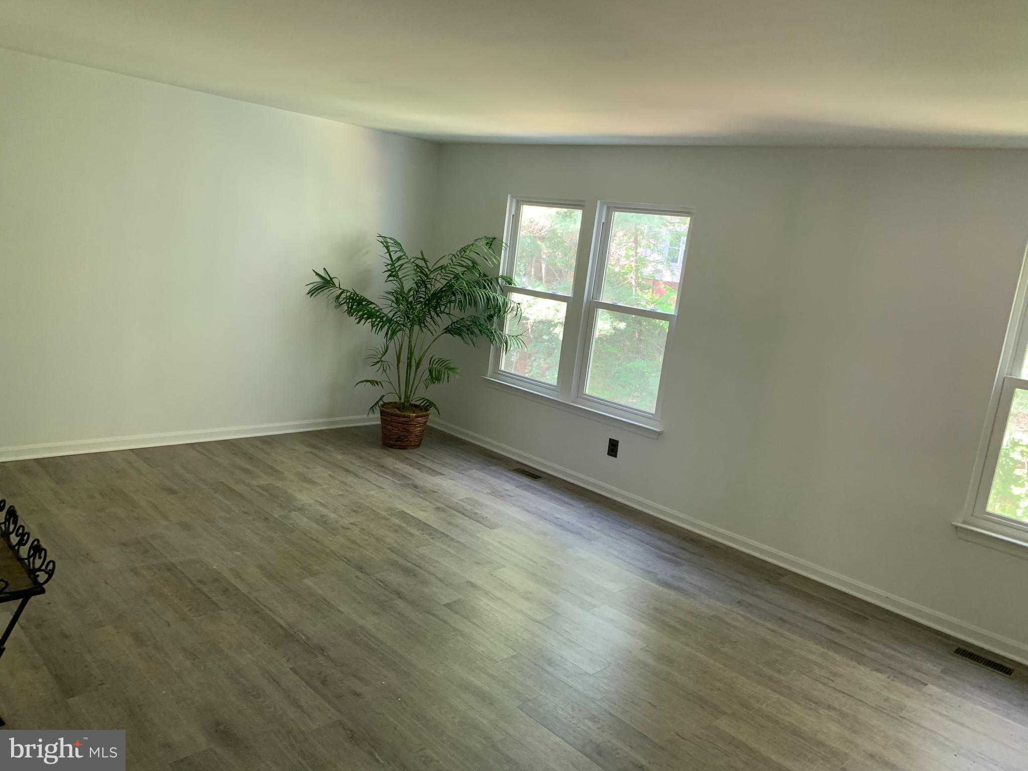 HILLSDALE - Residential Lease