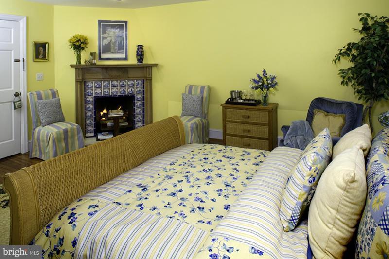 HISTORIC DISTRICT - Residential