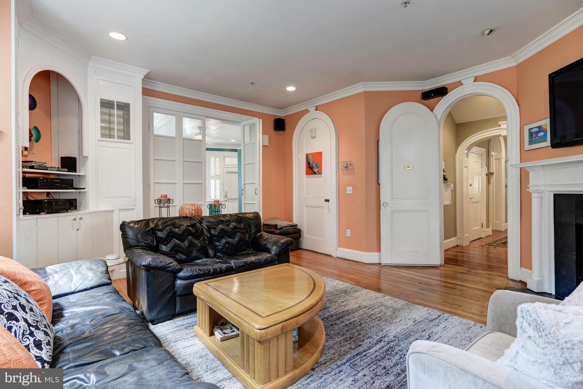 HISTORIC DISTRICT - Residential